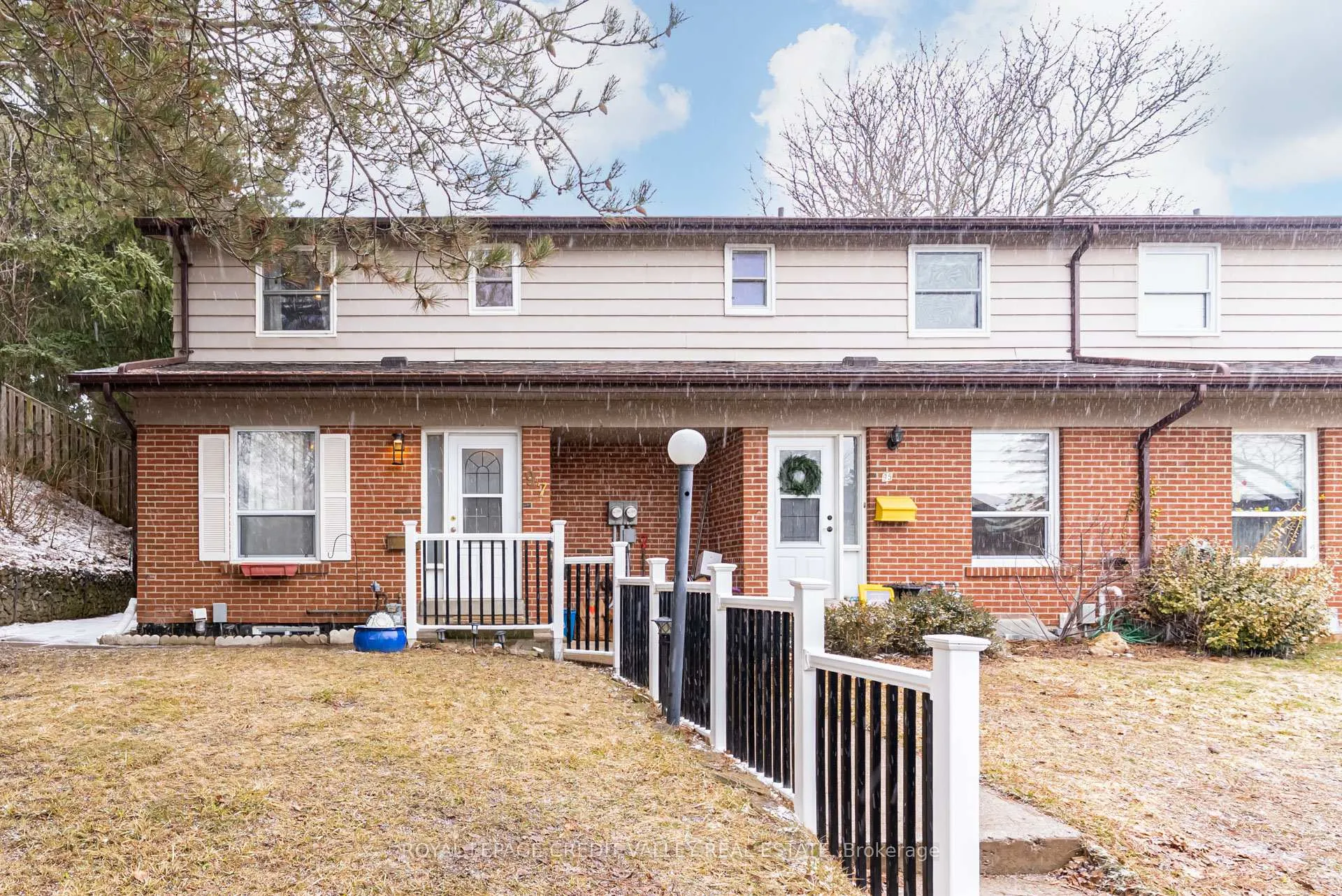 Photo 1 of 97 Kingham Road, Halton Hills, Acton — HOMEH