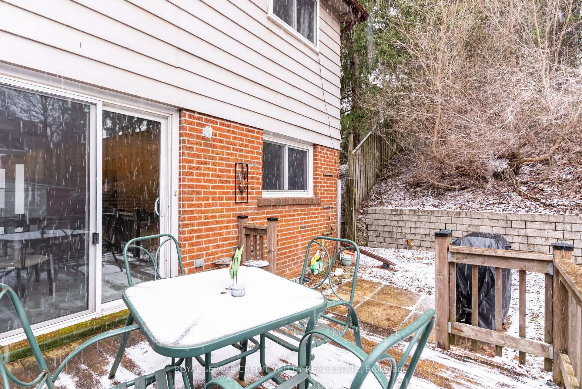 Photo 23 of 97 Kingham Road, Halton Hills, Acton — HOMEH