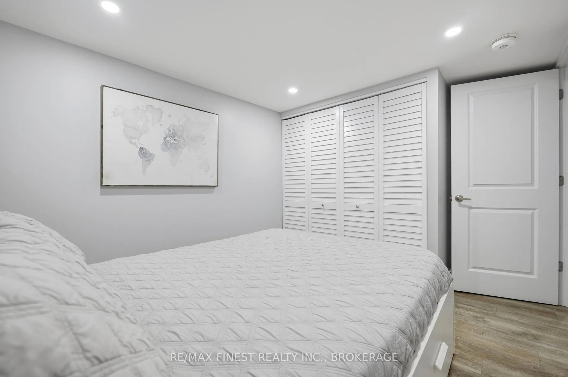 Photo 13 of 171 Sutherland Drive, Kingston, Rideau — HOMEH