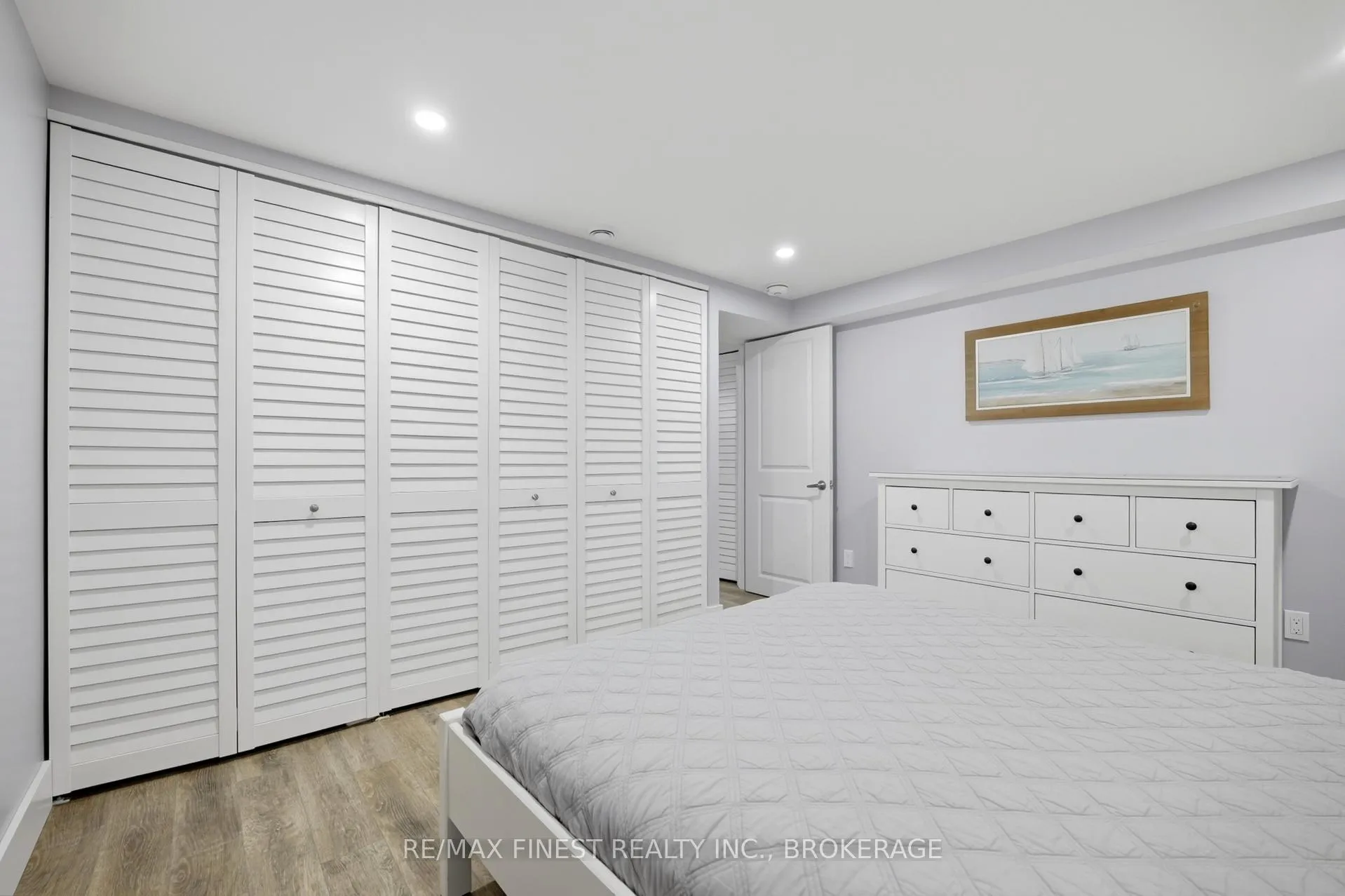 Photo 18 of 171 Sutherland Drive, Kingston, Rideau — HOMEH