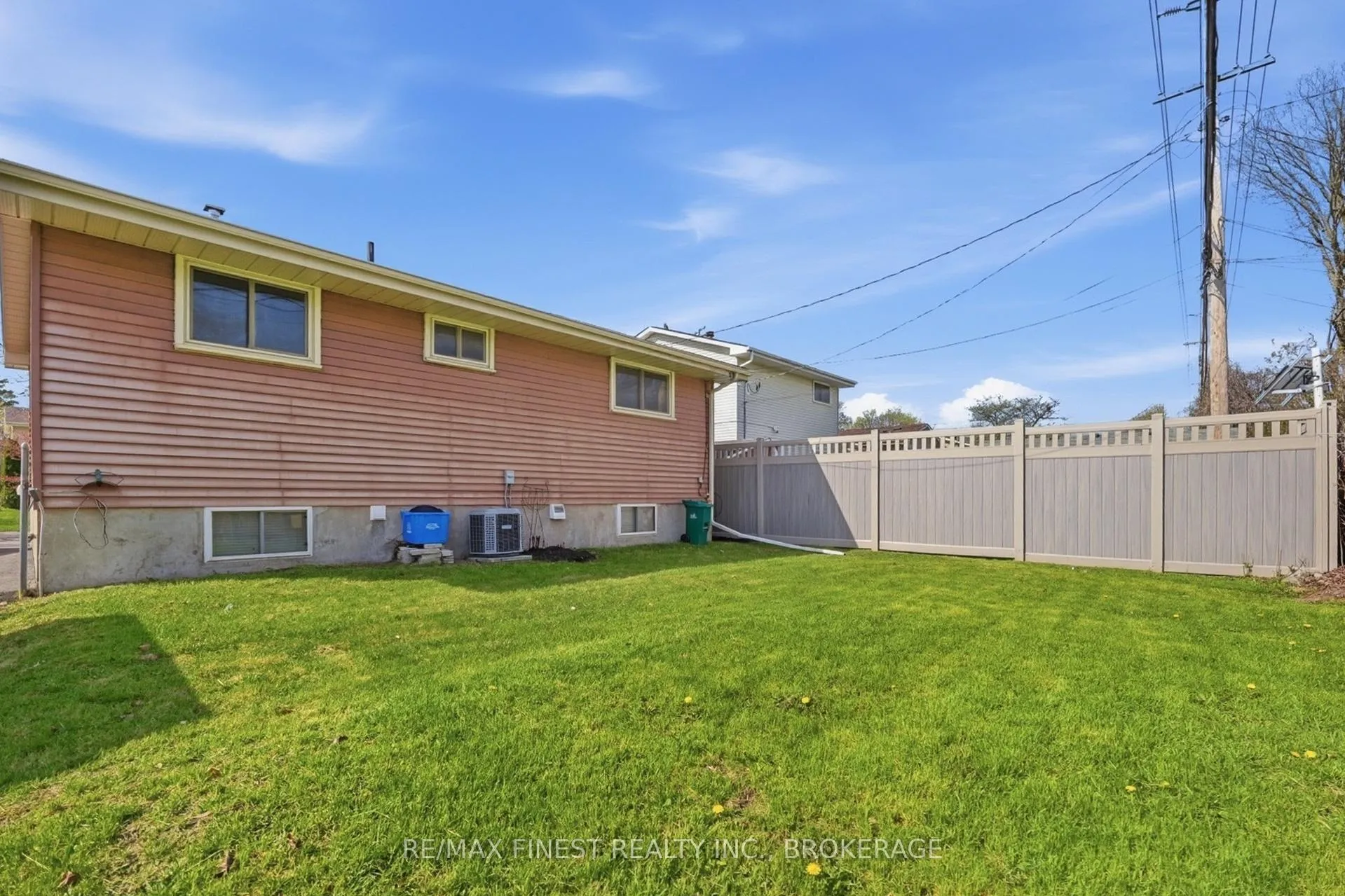 Photo 27 of 171 Sutherland Drive, Kingston, Rideau — HOMEH