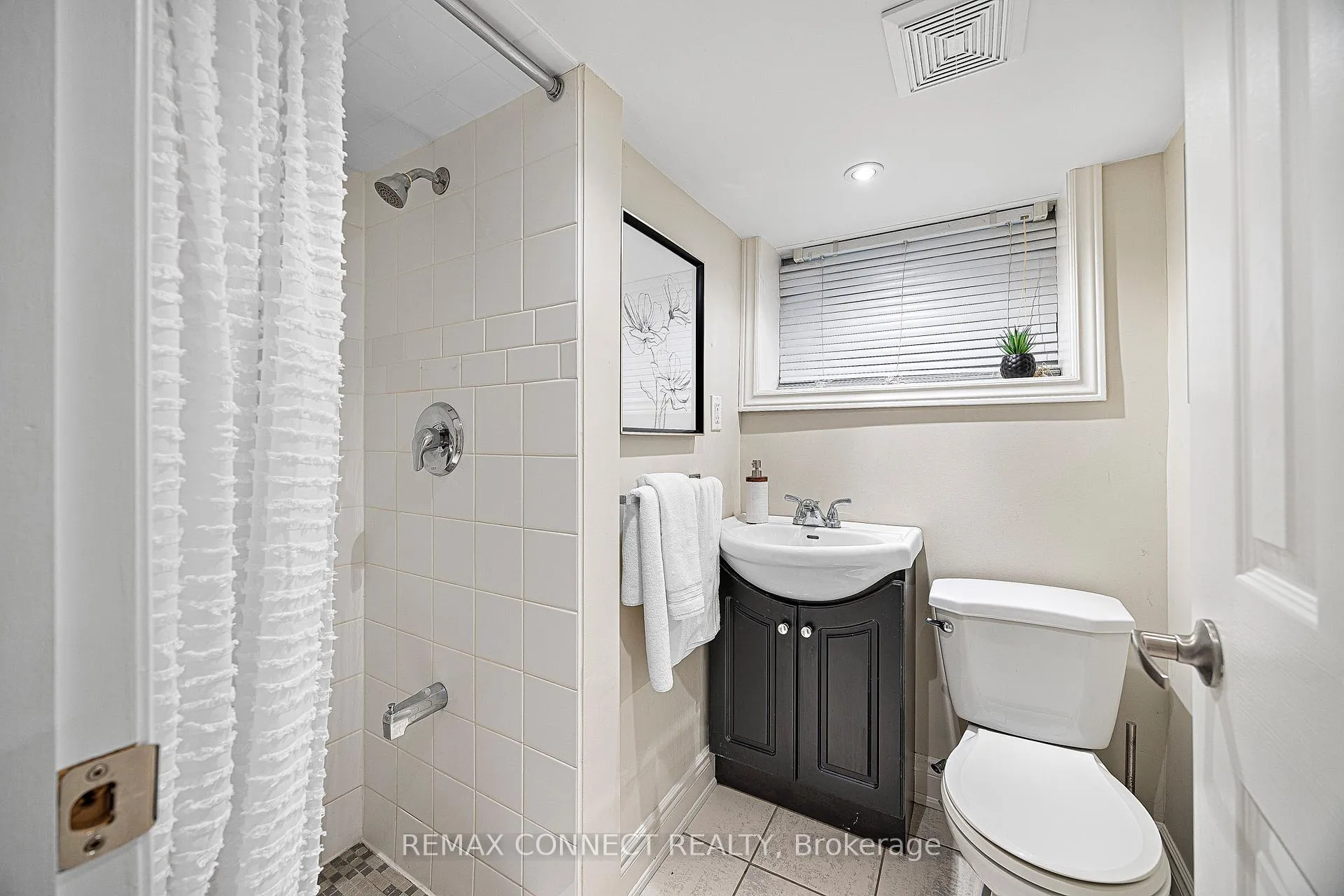 Photo 36 of 58 Hazelwood Avenue, Toronto, Blake-Jones — HOMEH