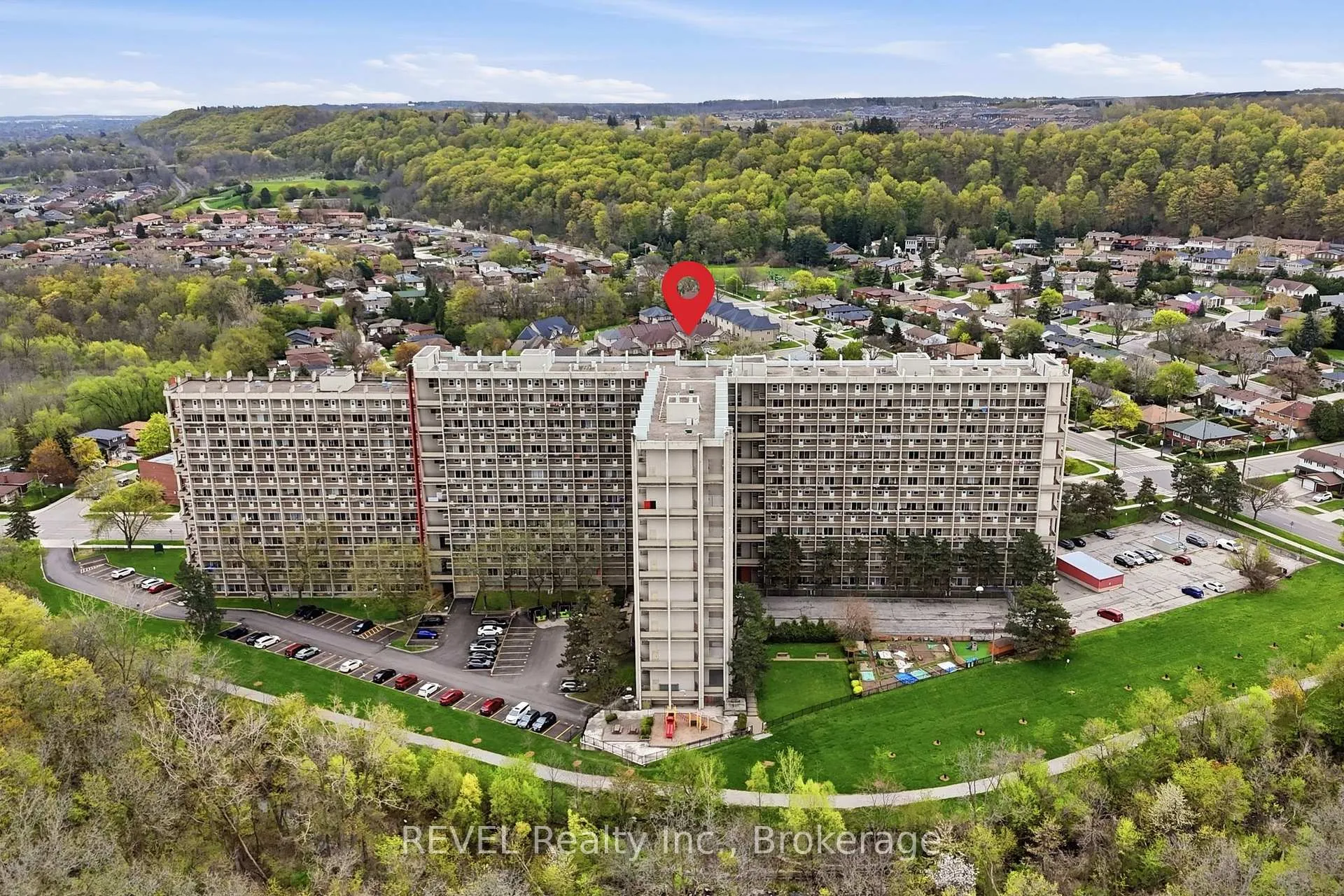 Photo 1 of Unit 824, 350 Quigley Road, Hamilton, Vincent — HOMEH