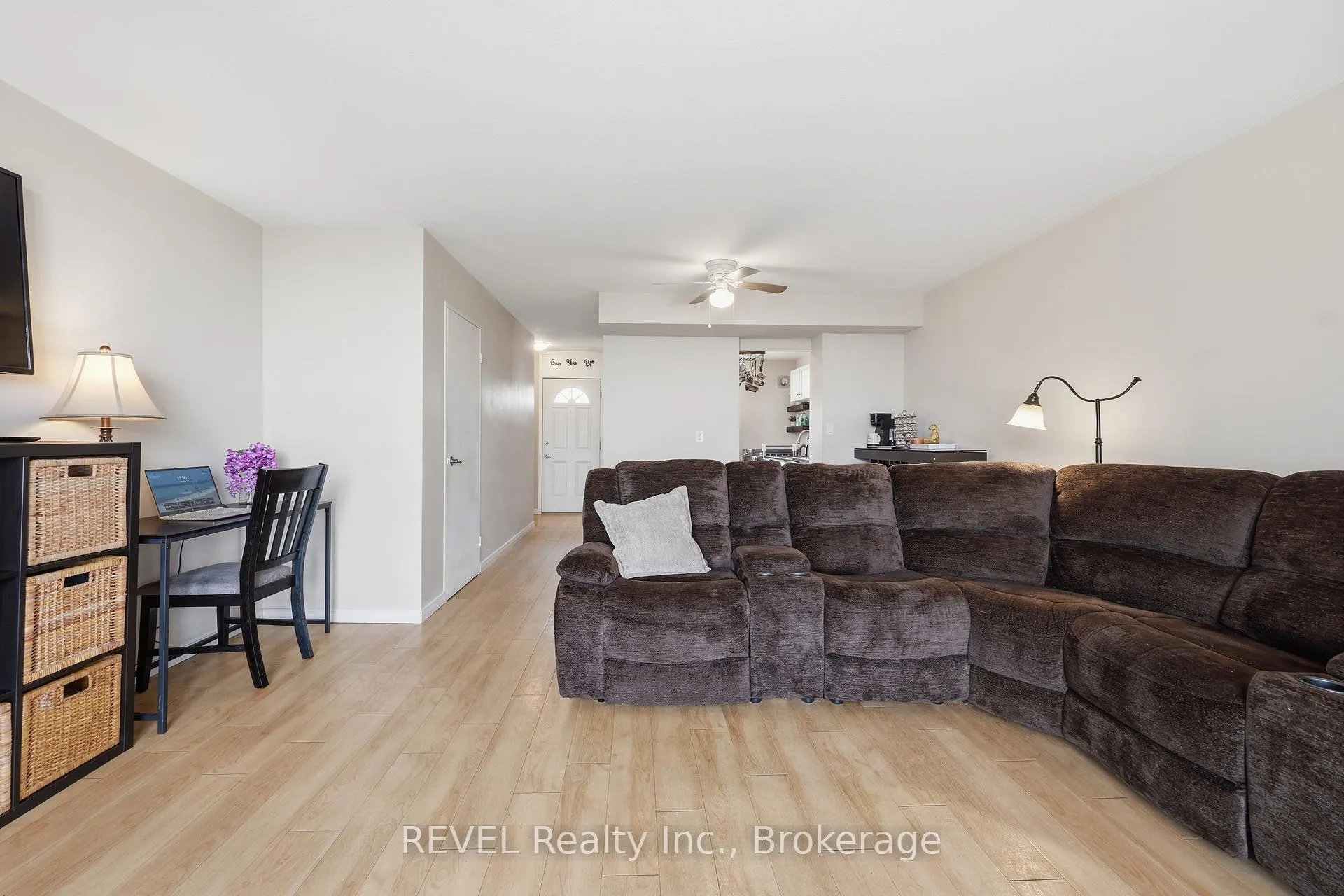 Photo 14 of Unit 824, 350 Quigley Road, Hamilton, Vincent — HOMEH