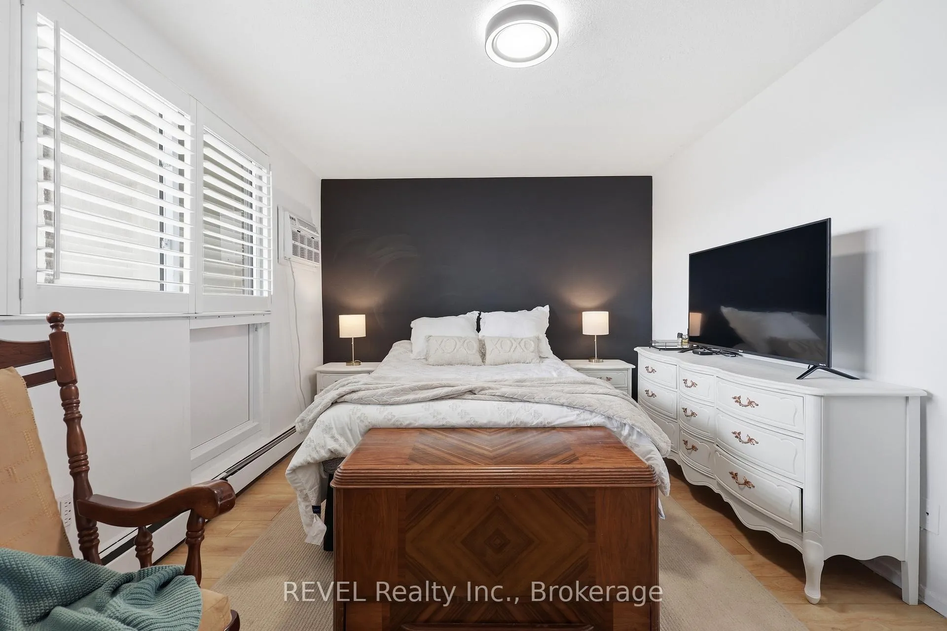 Photo 19 of Unit 824, 350 Quigley Road, Hamilton, Vincent — HOMEH