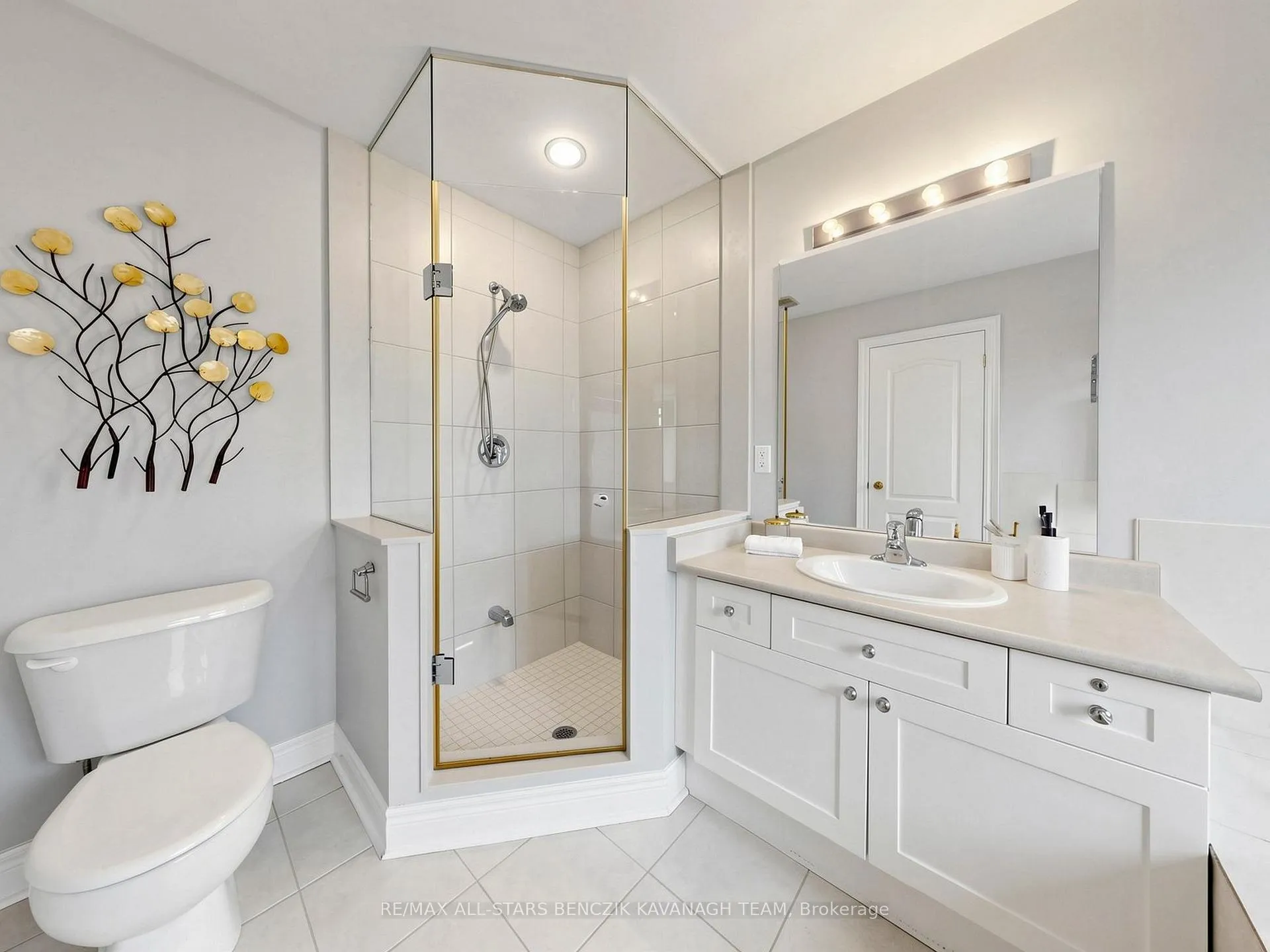 Photo 17 of 20 Peony Street, Markham, Cornell — HOMEH
