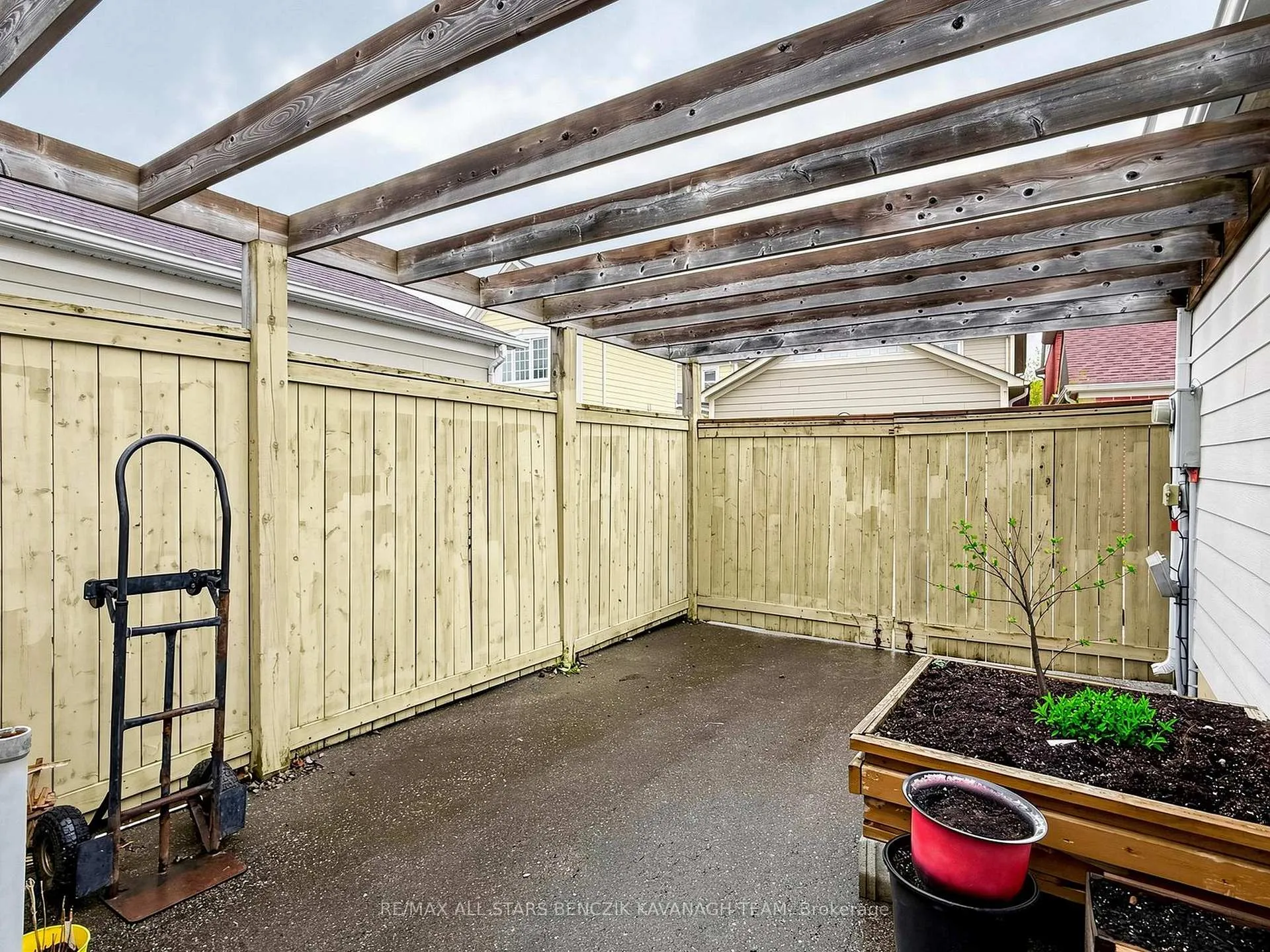Photo 24 of 20 Peony Street, Markham, Cornell — HOMEH