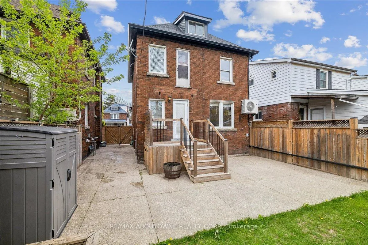 Photo 42 of 23 Ottawa Street S, Hamilton, Delta — HOMEH