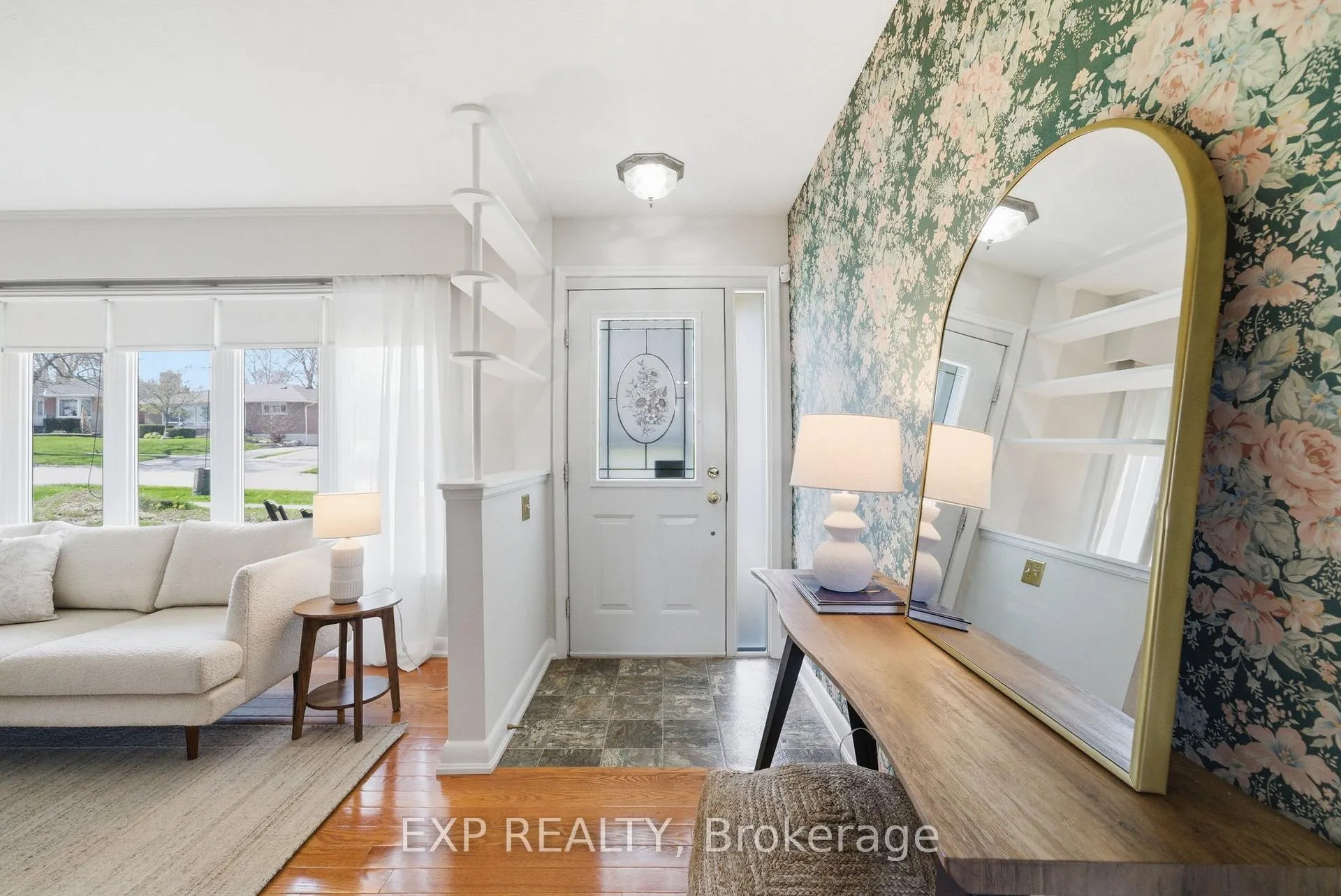 Photo 5 of 775 Emerson Avenue, Oshawa, Donevan — HOMEH