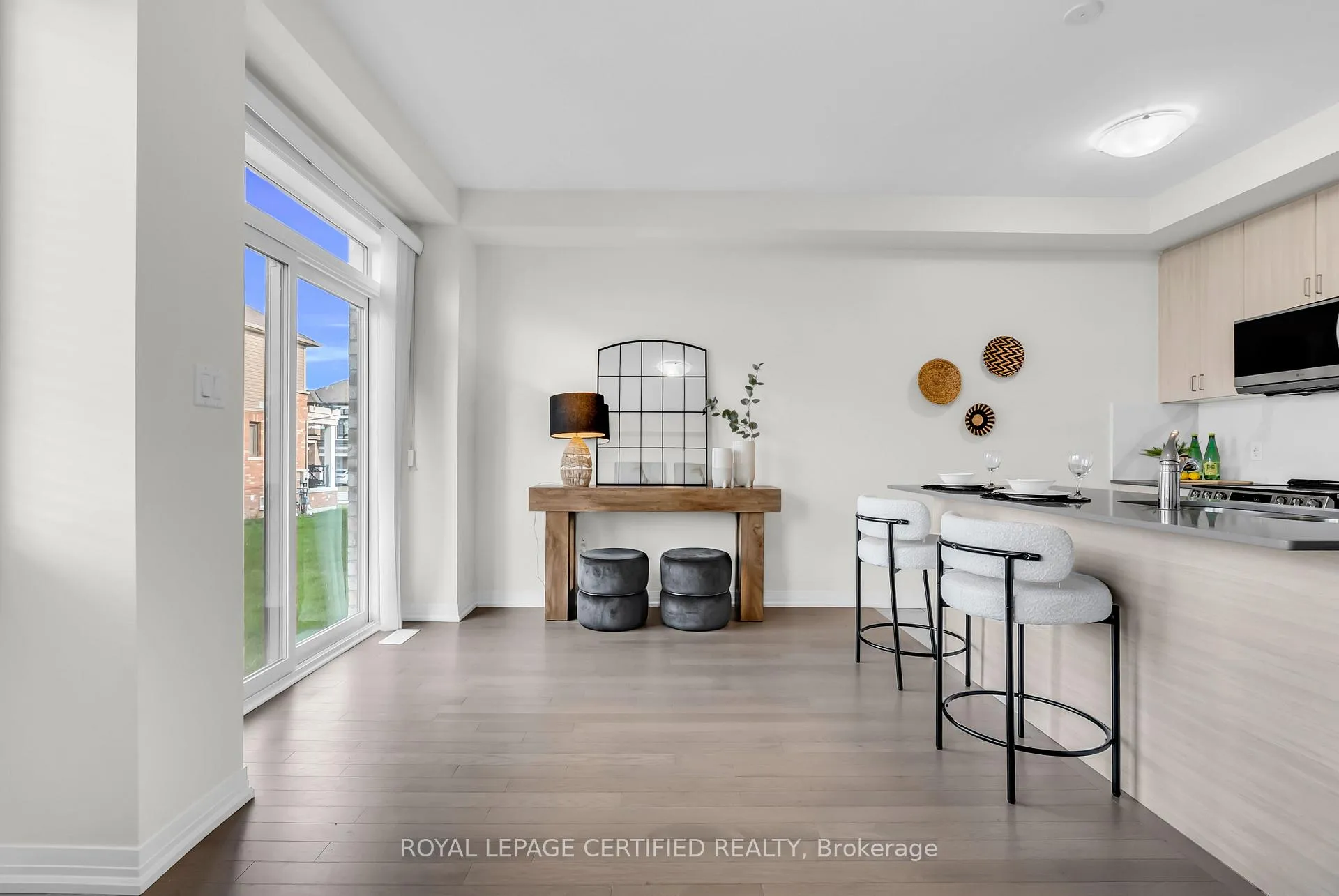 Photo 17 of 244 Newman Drive, Cambridge — HOMEH