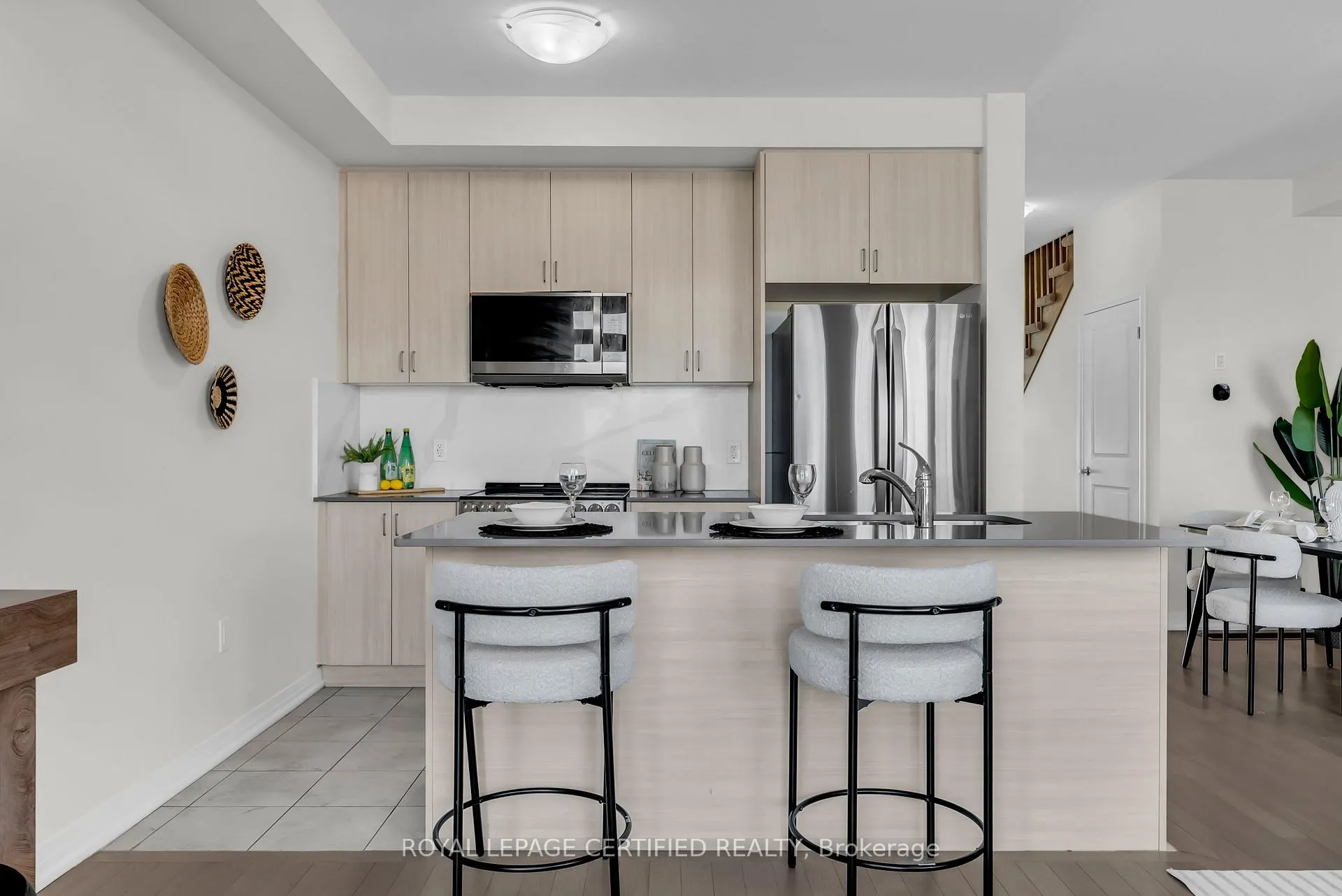 Photo 19 of 244 Newman Drive, Cambridge — HOMEH