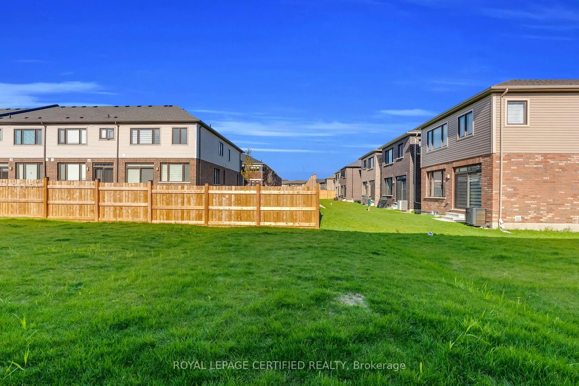 Photo 46 of 244 Newman Drive, Cambridge — HOMEH