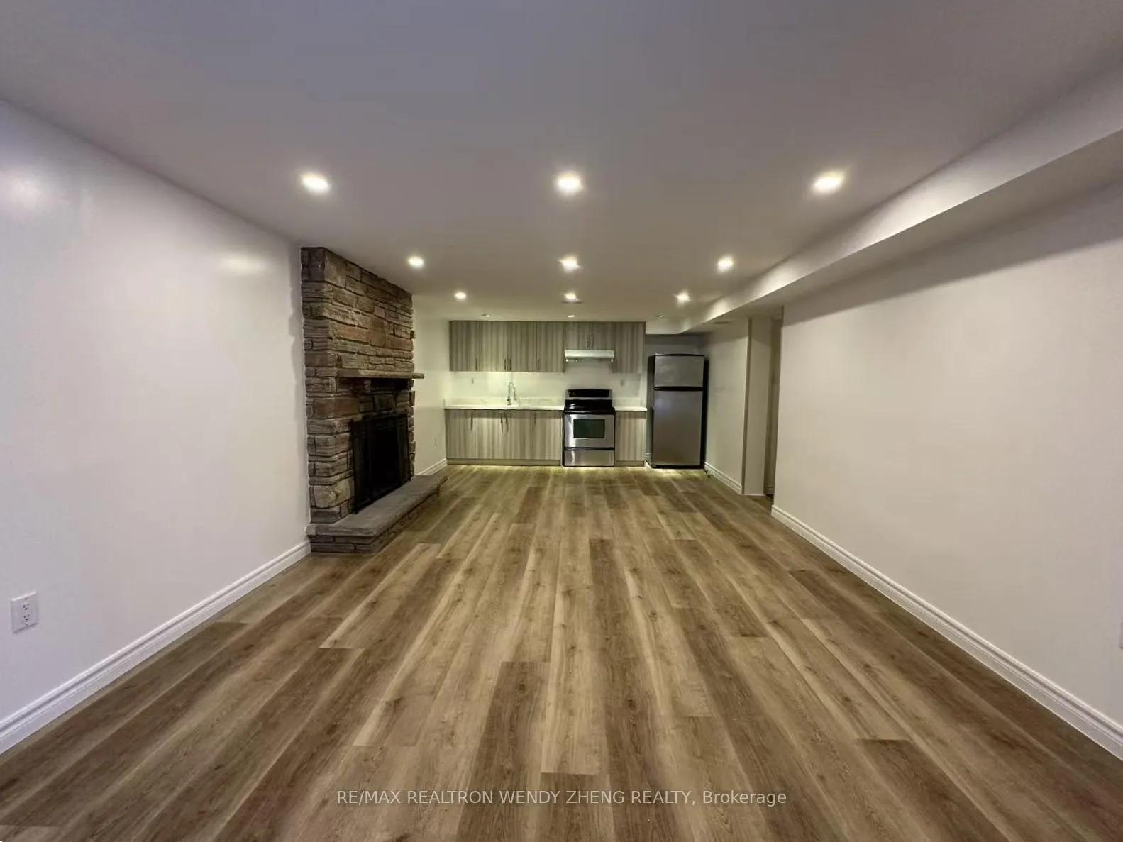 Photo 4 of Unit Bsmt, 6 Lincoln Green Drive, Markham, Bullock — HOMEH