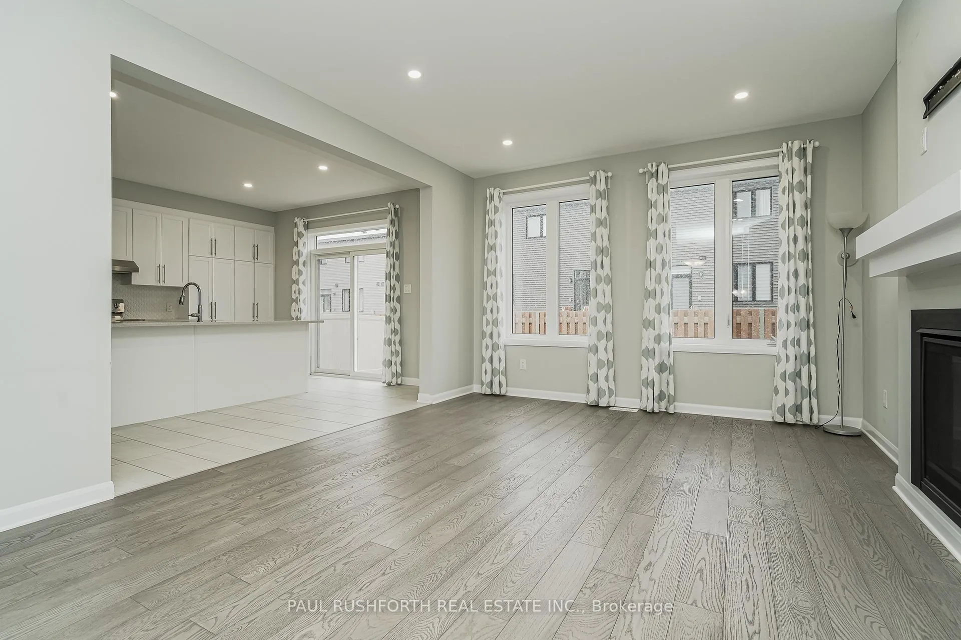 Photo 9 of 15 Sweet Pea Way, Ottawa, Kanata - Kanata Lakes/Heritage Hills — HOMEH