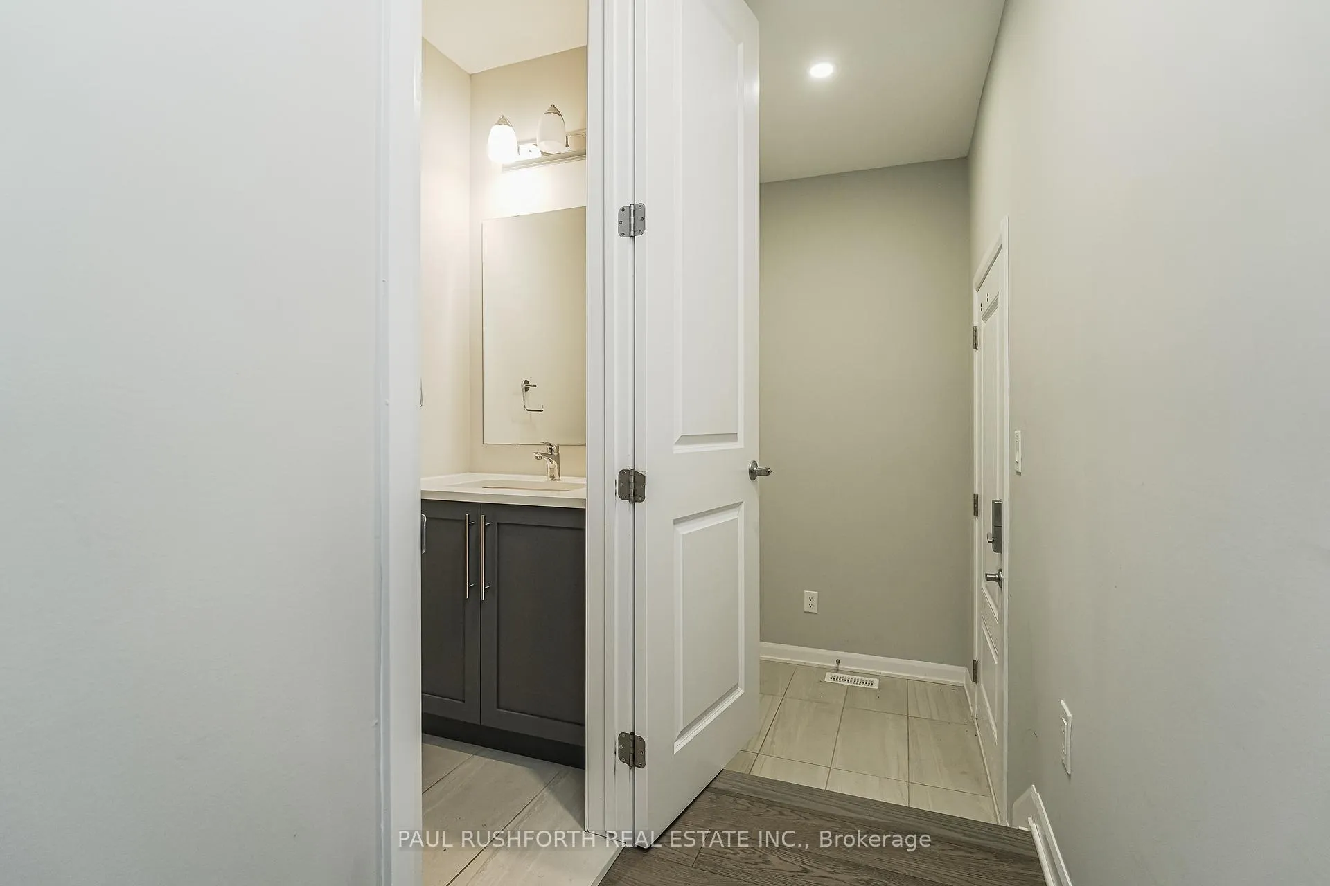 Photo 16 of 15 Sweet Pea Way, Ottawa, Kanata - Kanata Lakes/Heritage Hills — HOMEH