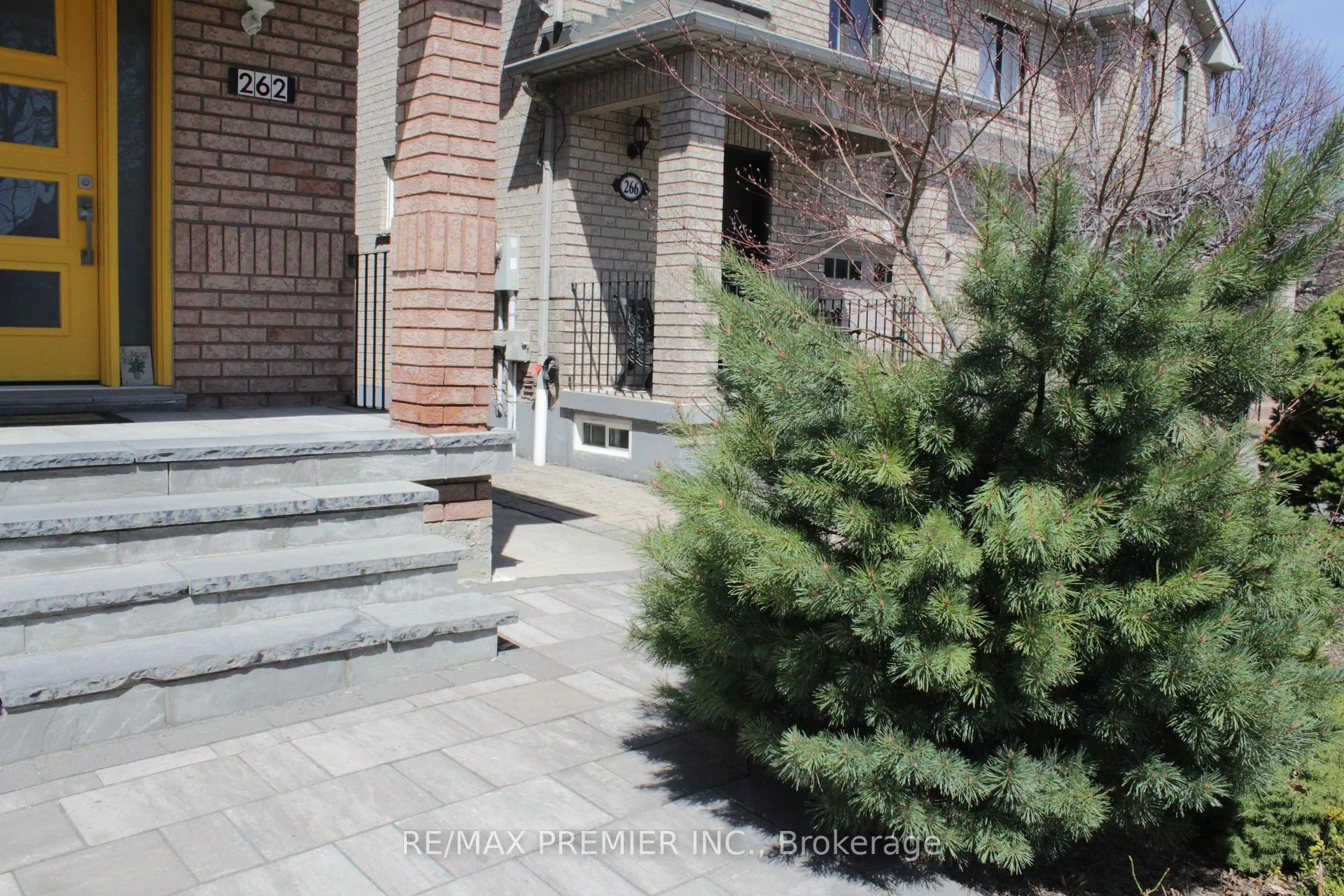 Photo 2 of Unit Basement, 262 Isaac Murray Avenue, Vaughan, Maple — HOMEH