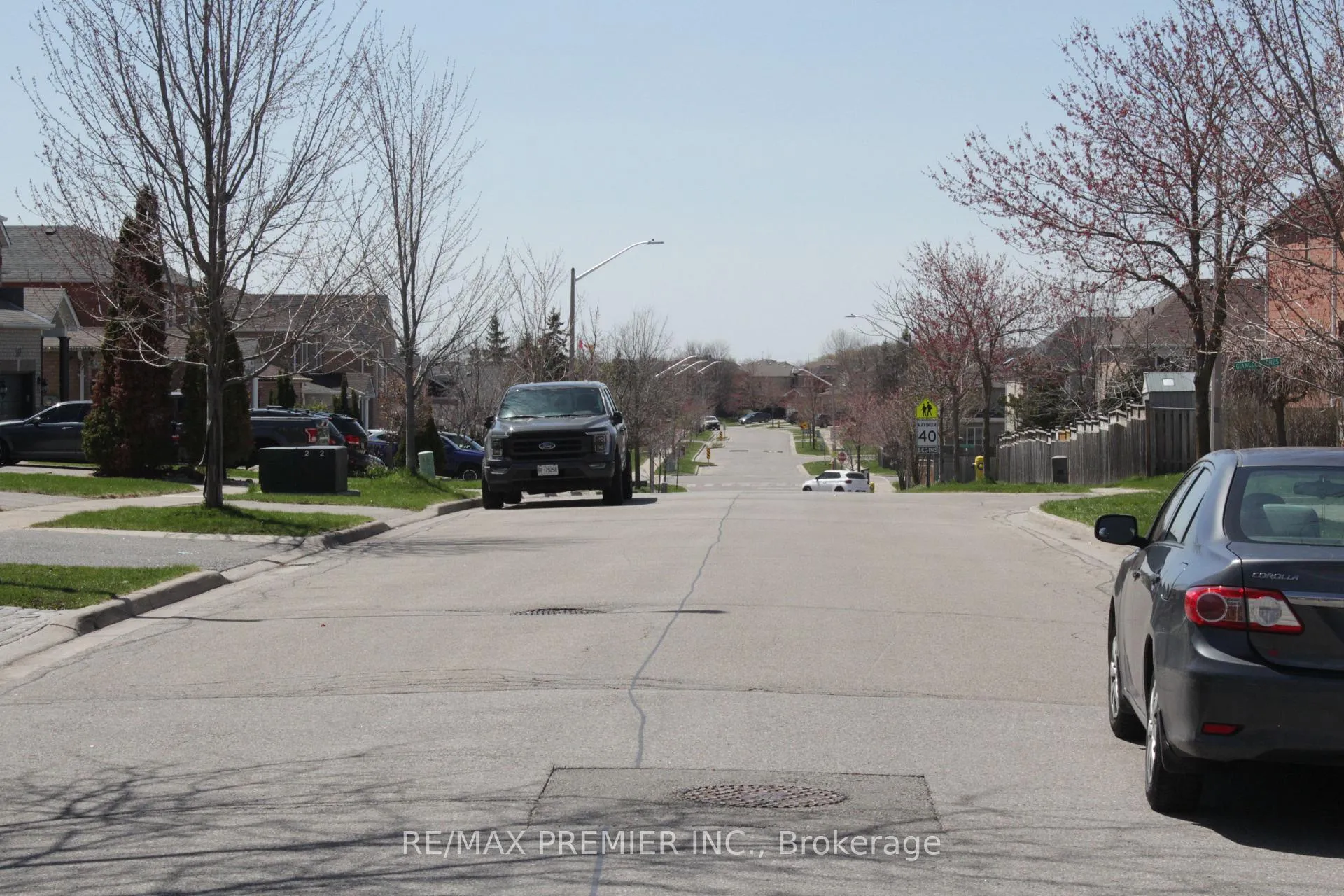 Photo 11 of Unit Basement, 262 Isaac Murray Avenue, Vaughan, Maple — HOMEH
