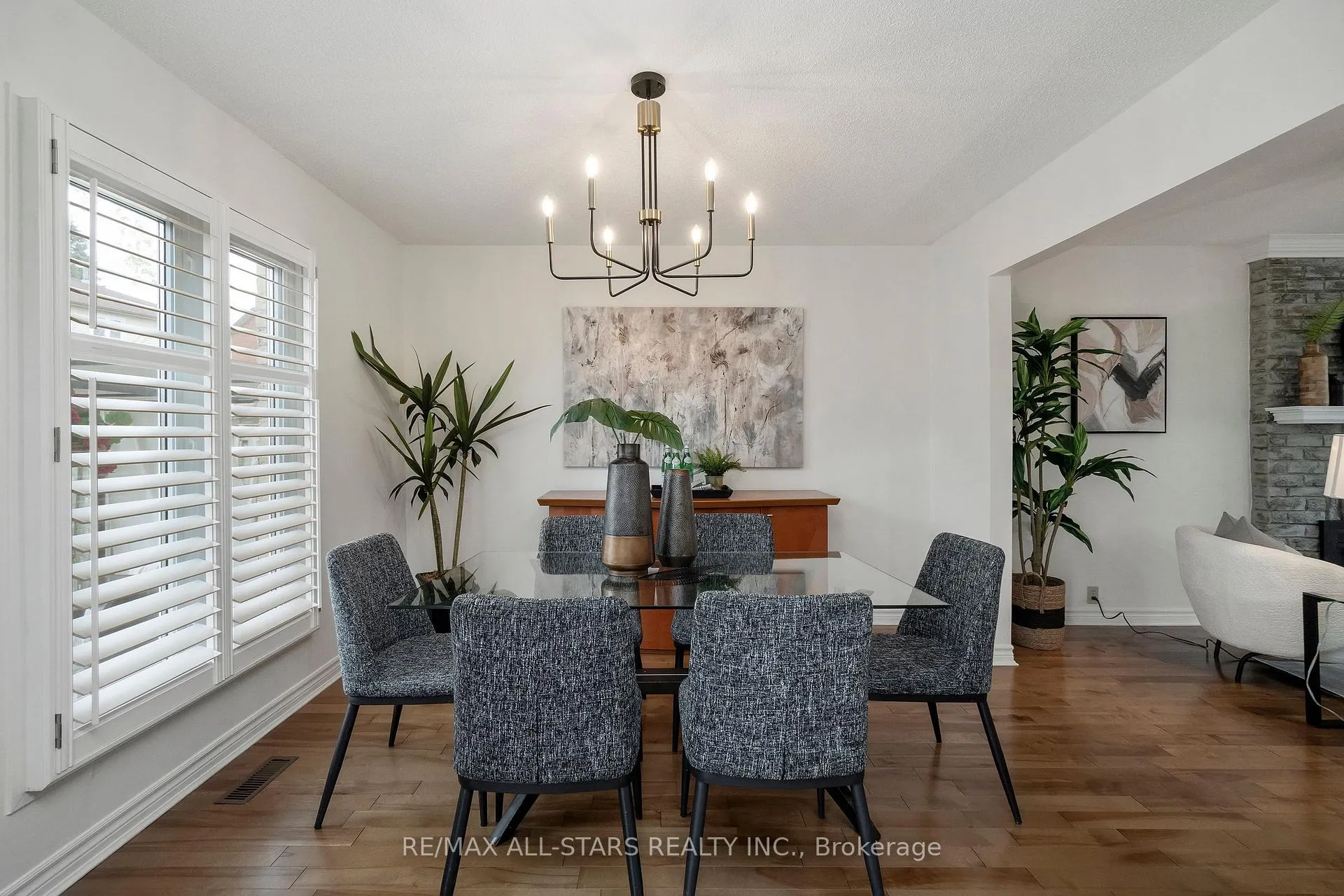 Photo 7 of 96 Tunney Crescent, Markham, Raymerville — HOMEH