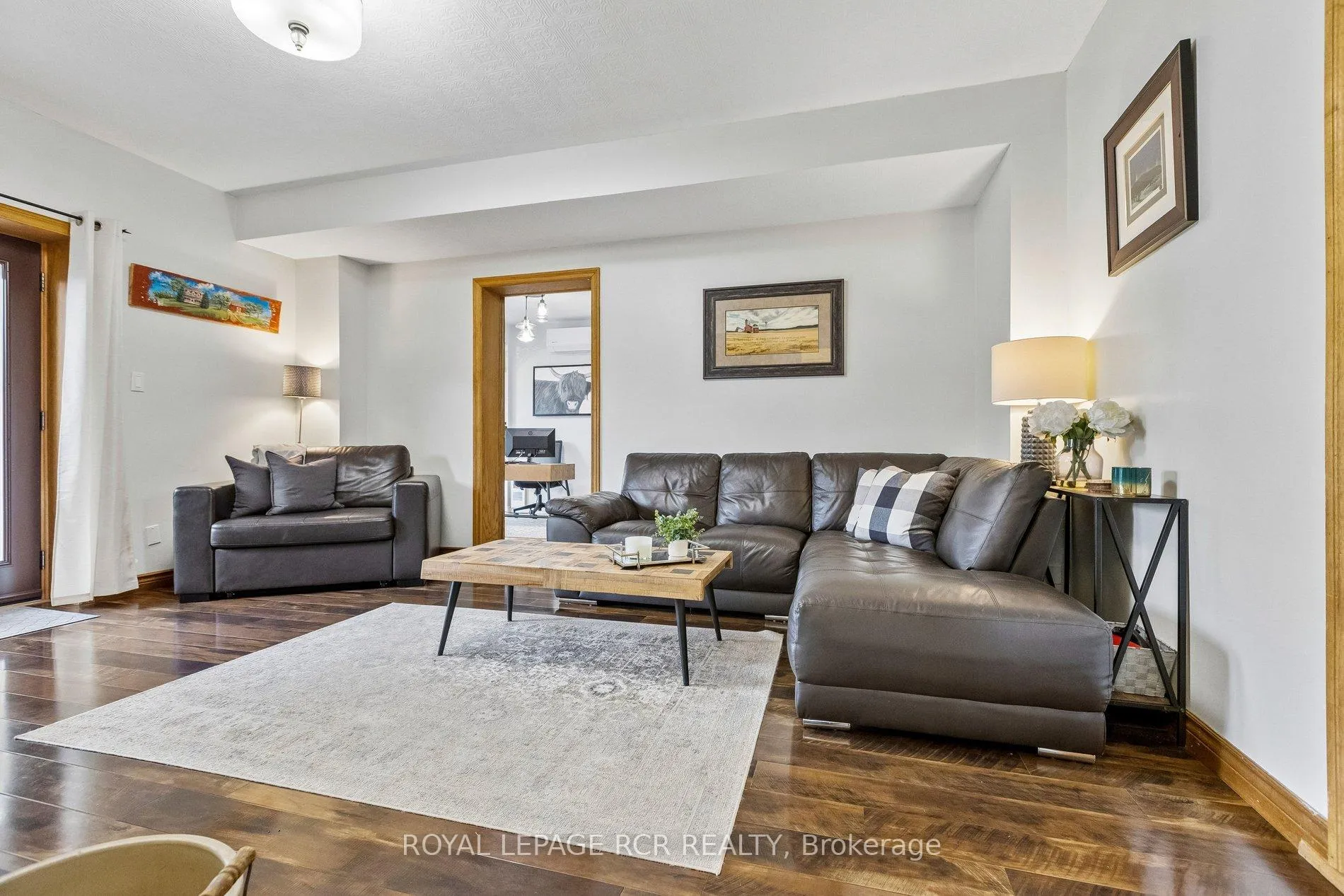 Photo 15 of 838 Queenston Road, Cambridge — HOMEH