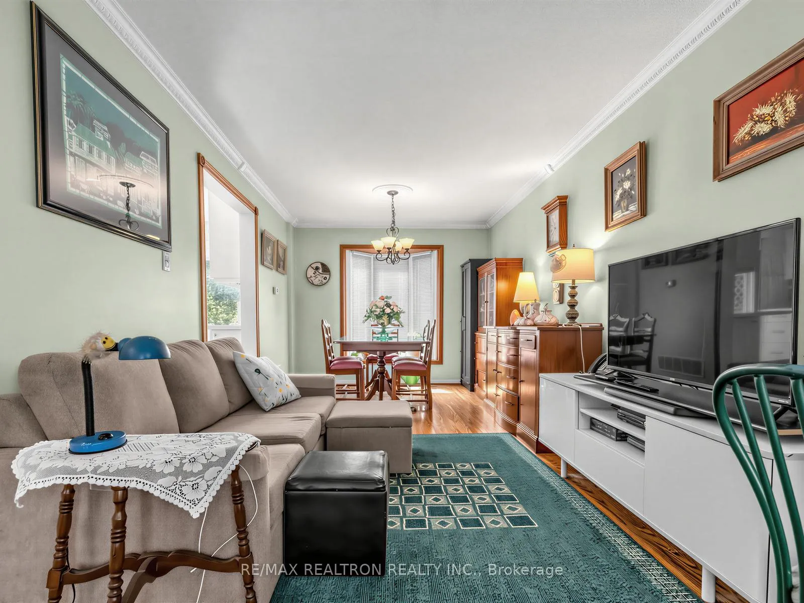 Photo 6 of 73 Swinton Crescent, Vaughan, Lakeview Estates — HOMEH