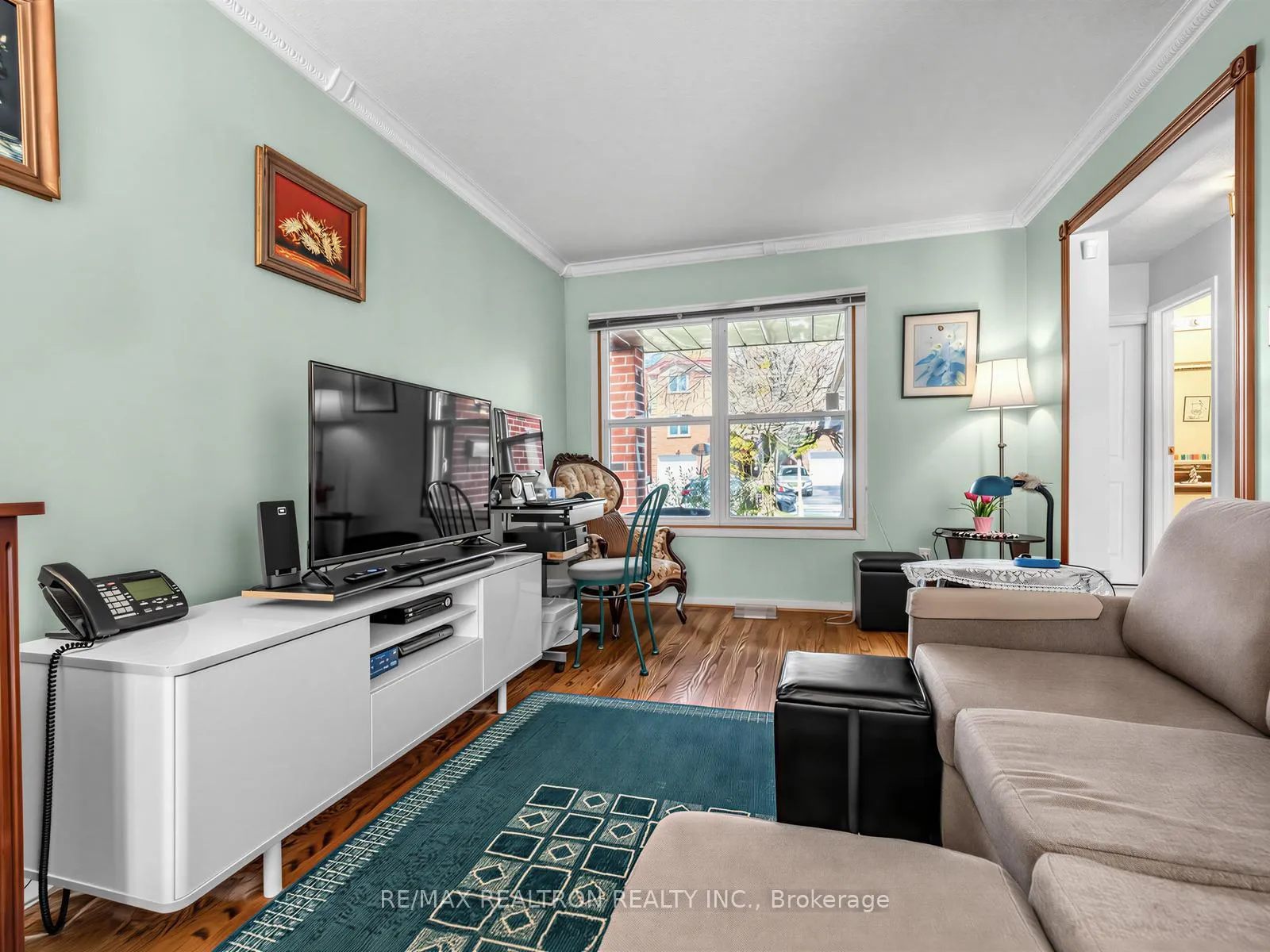 Photo 7 of 73 Swinton Crescent, Vaughan, Lakeview Estates — HOMEH