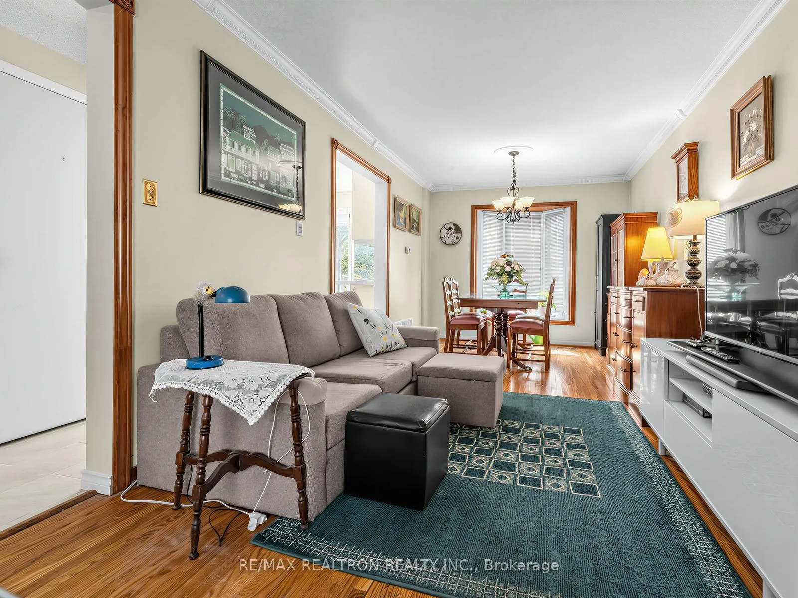Photo 12 of 73 Swinton Crescent, Vaughan, Lakeview Estates — HOMEH