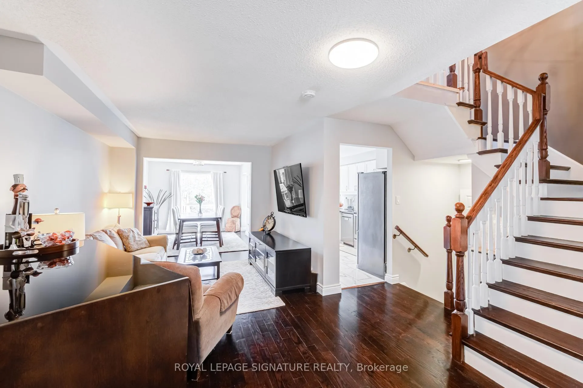 Photo 5 of 25 Beadle Drive, Ajax, South East — HOMEH