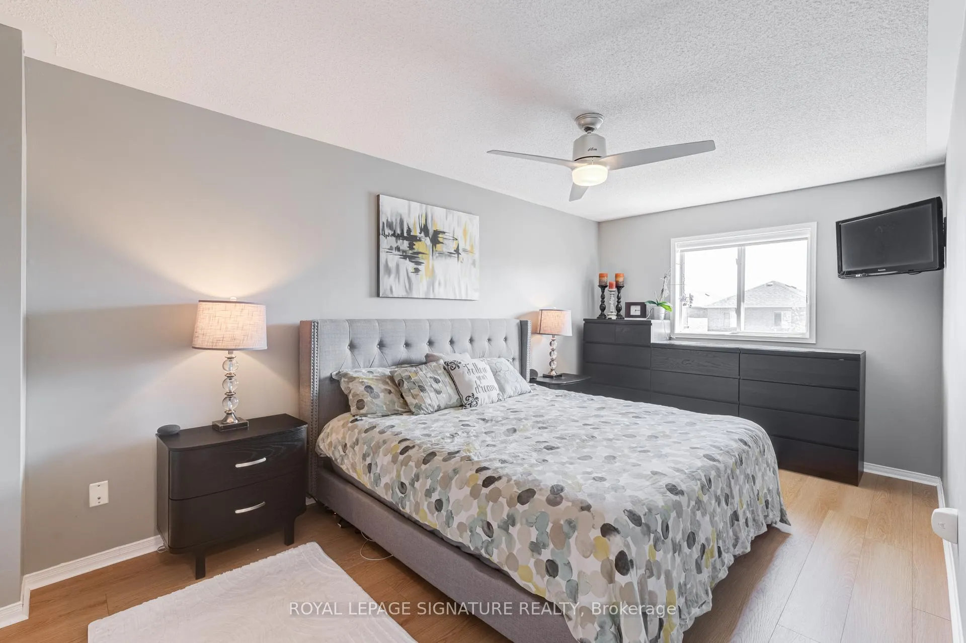 Photo 22 of 25 Beadle Drive, Ajax, South East — HOMEH