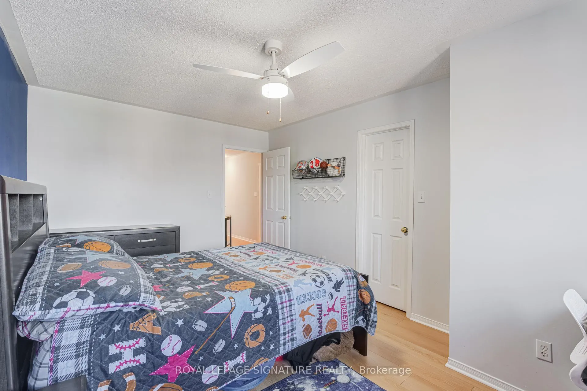 Photo 29 of 25 Beadle Drive, Ajax, South East — HOMEH