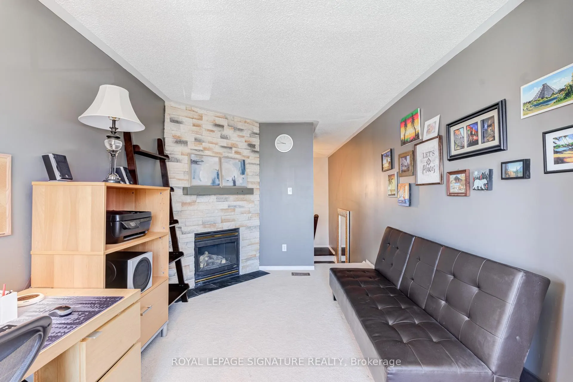 Photo 33 of 25 Beadle Drive, Ajax, South East — HOMEH