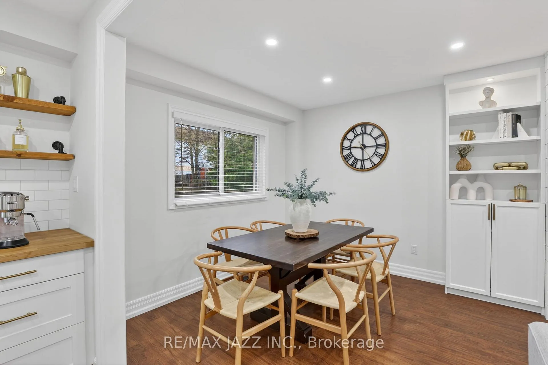 Photo 12 of 67 McKnight Crescent, New Tecumseth, Tottenham — HOMEH