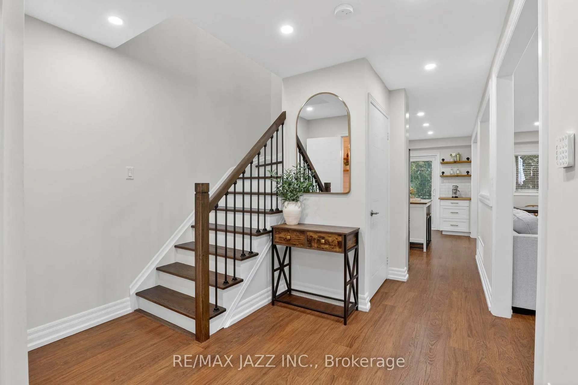 Photo 14 of 67 McKnight Crescent, New Tecumseth, Tottenham — HOMEH
