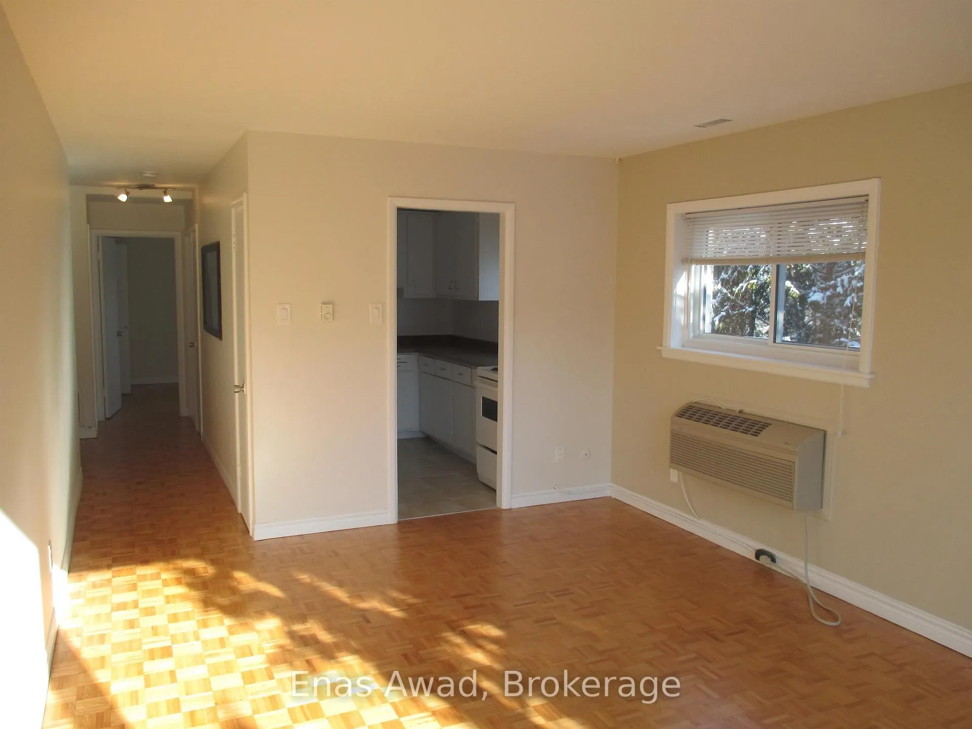 Photo 8 of Unit 3, 111 Crichton Street, Ottawa, New Edinburgh — HOMEH