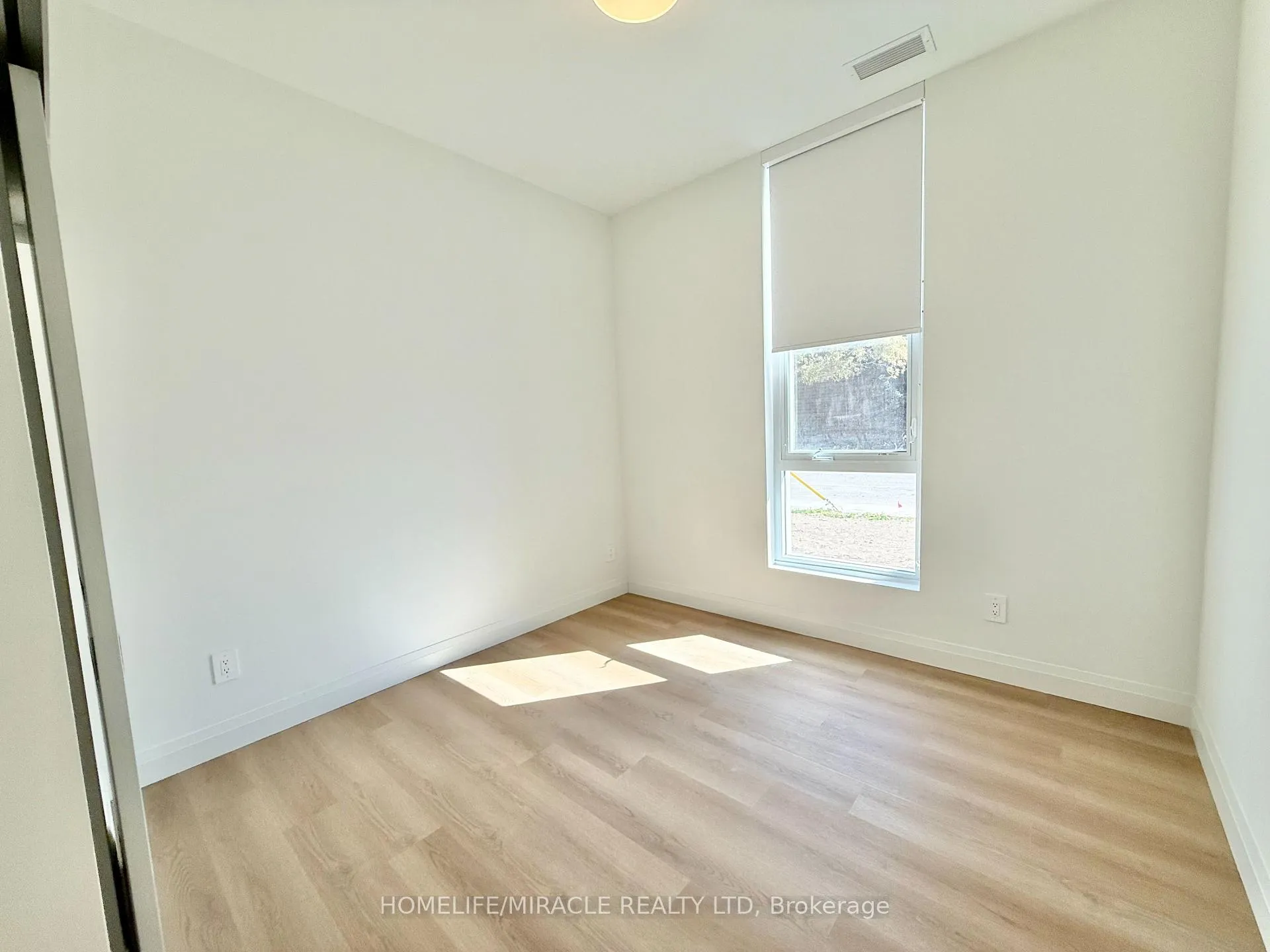 Photo 9 of Unit 104, 1333 Weber Street E, Kitchener — HOMEH