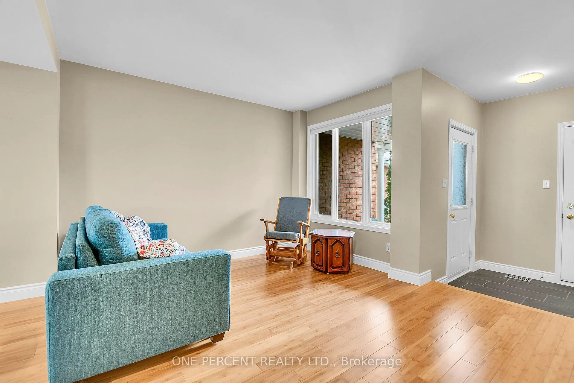 Photo 7 of 234 Beatrice Drive, Ottawa, Barrhaven - Longfields — HOMEH