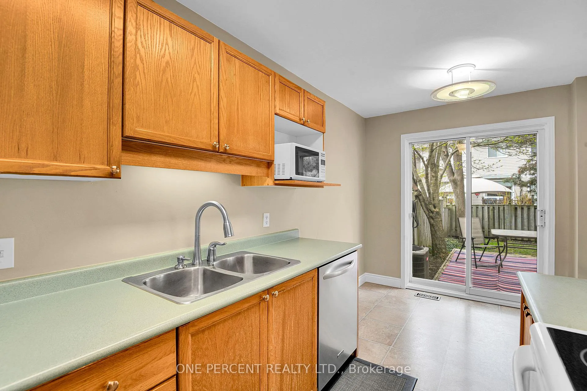 Photo 14 of 234 Beatrice Drive, Ottawa, Barrhaven - Longfields — HOMEH