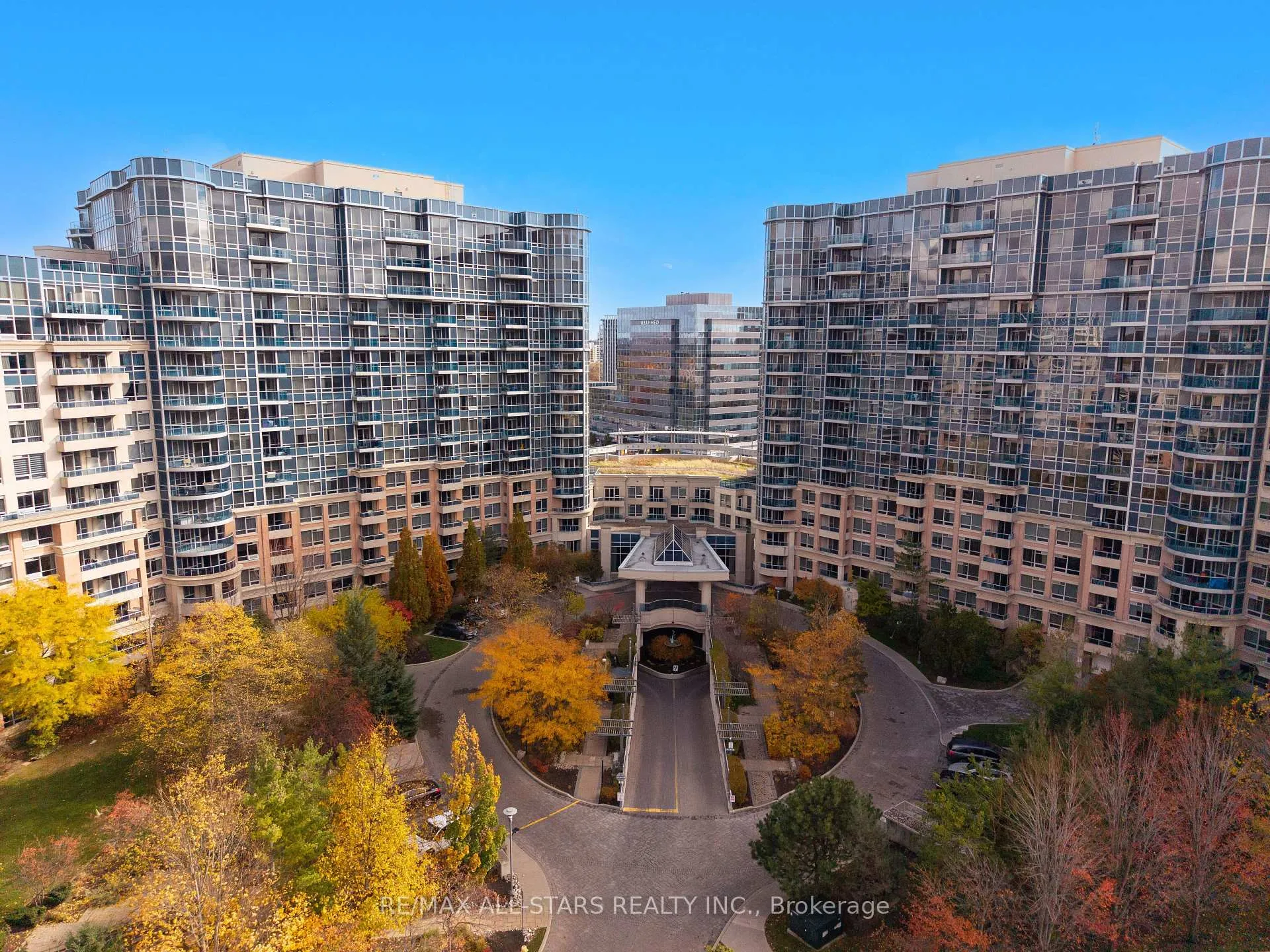 Photo 1 of Unit 536, 33 Cox Boulevard, Markham, Unionville — HOMEH