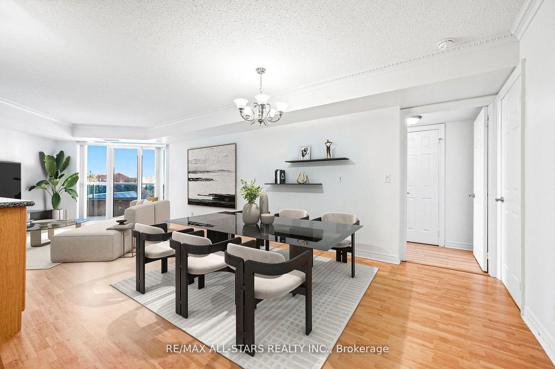 Photo 4 of Unit 536, 33 Cox Boulevard, Markham, Unionville — HOMEH