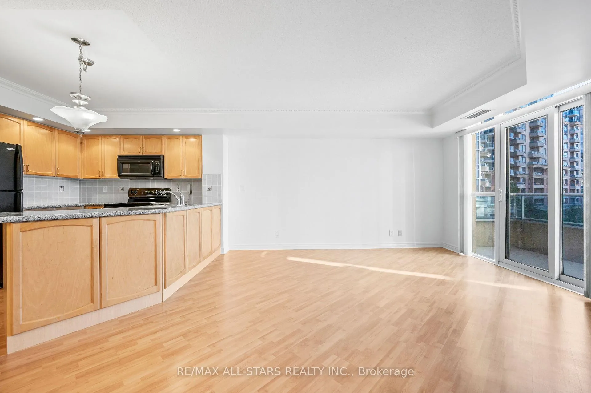 Photo 17 of Unit 536, 33 Cox Boulevard, Markham, Unionville — HOMEH