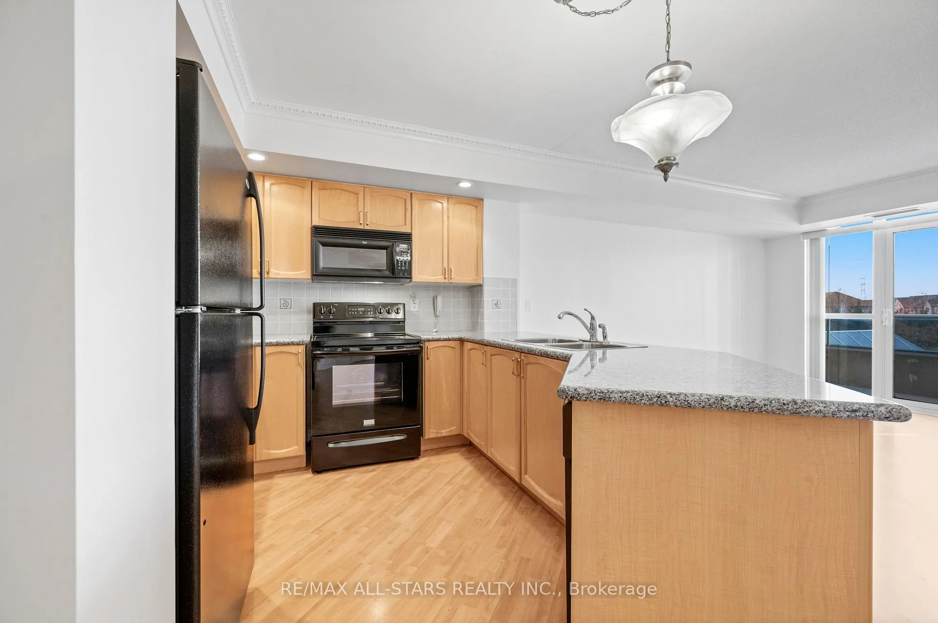 Photo 19 of Unit 536, 33 Cox Boulevard, Markham, Unionville — HOMEH