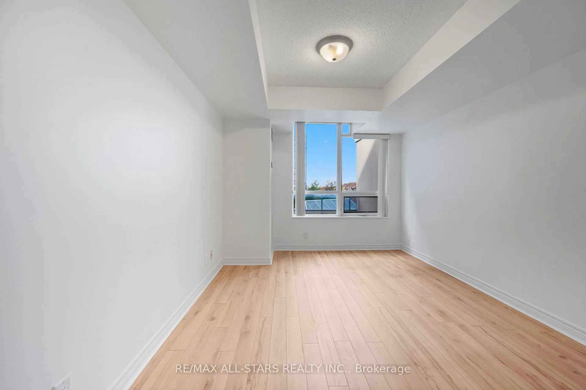 Photo 21 of Unit 536, 33 Cox Boulevard, Markham, Unionville — HOMEH