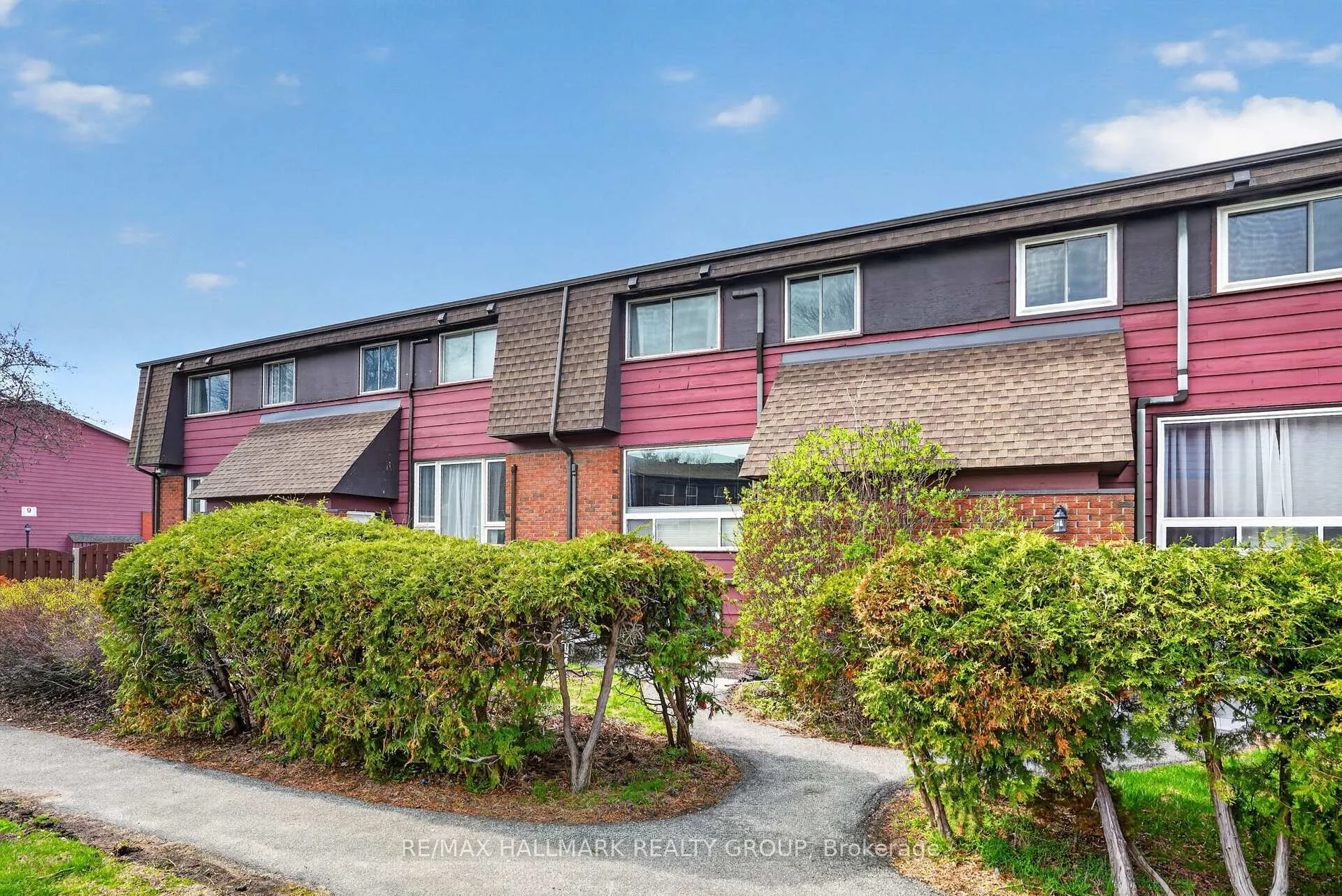 Photo 2 of 7C Banner Road, Ottawa, Sheahan Estates/Trend Village — HOMEH