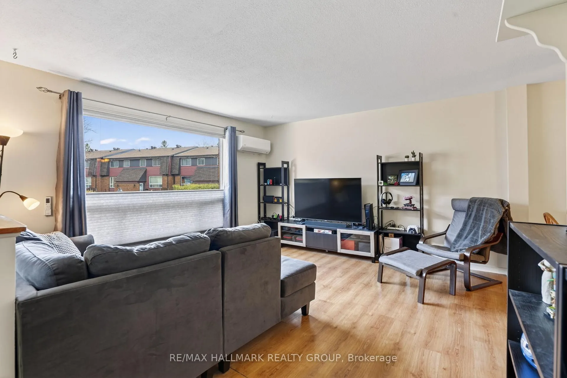 Photo 5 of 7C Banner Road, Ottawa, Sheahan Estates/Trend Village — HOMEH