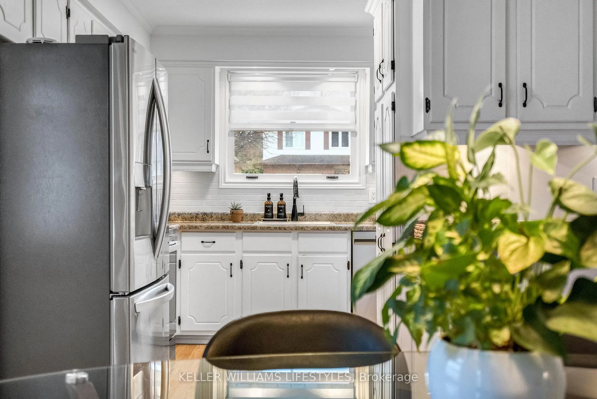 Photo 21 of 350 Highview Crescent, London, South O — HOMEH