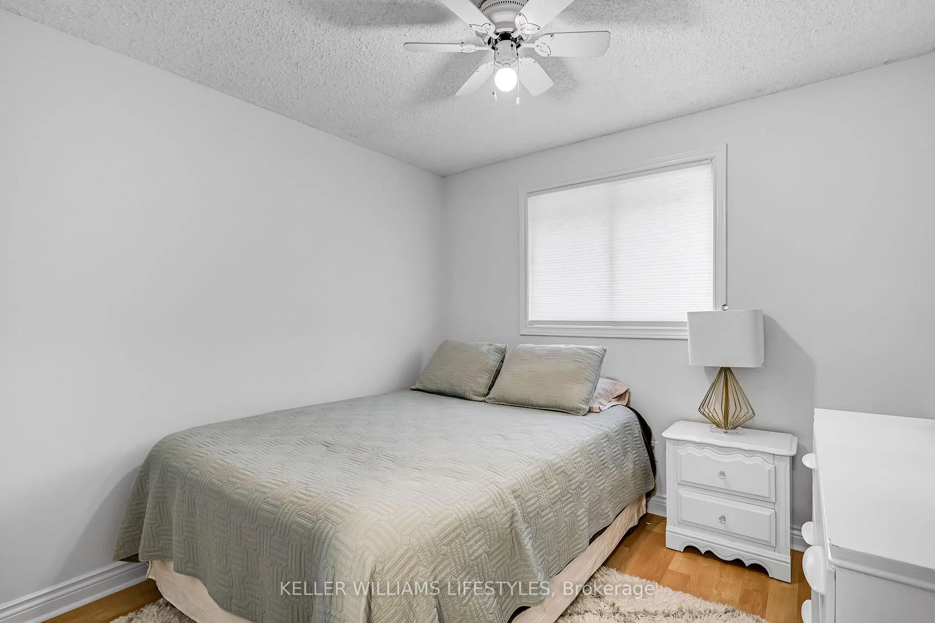 Photo 25 of 350 Highview Crescent, London, South O — HOMEH