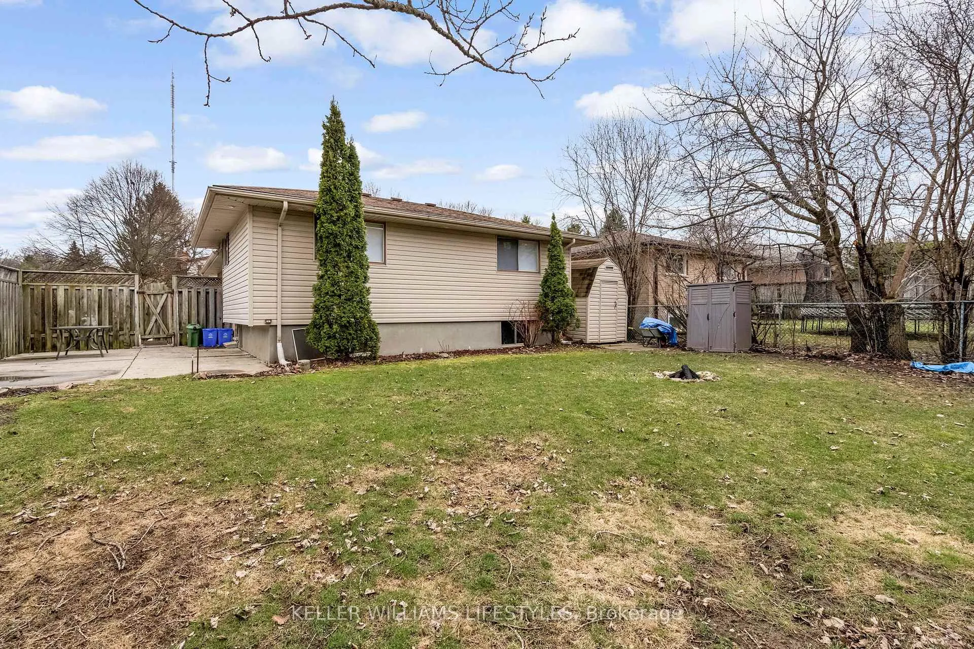 Photo 42 of 350 Highview Crescent, London, South O — HOMEH