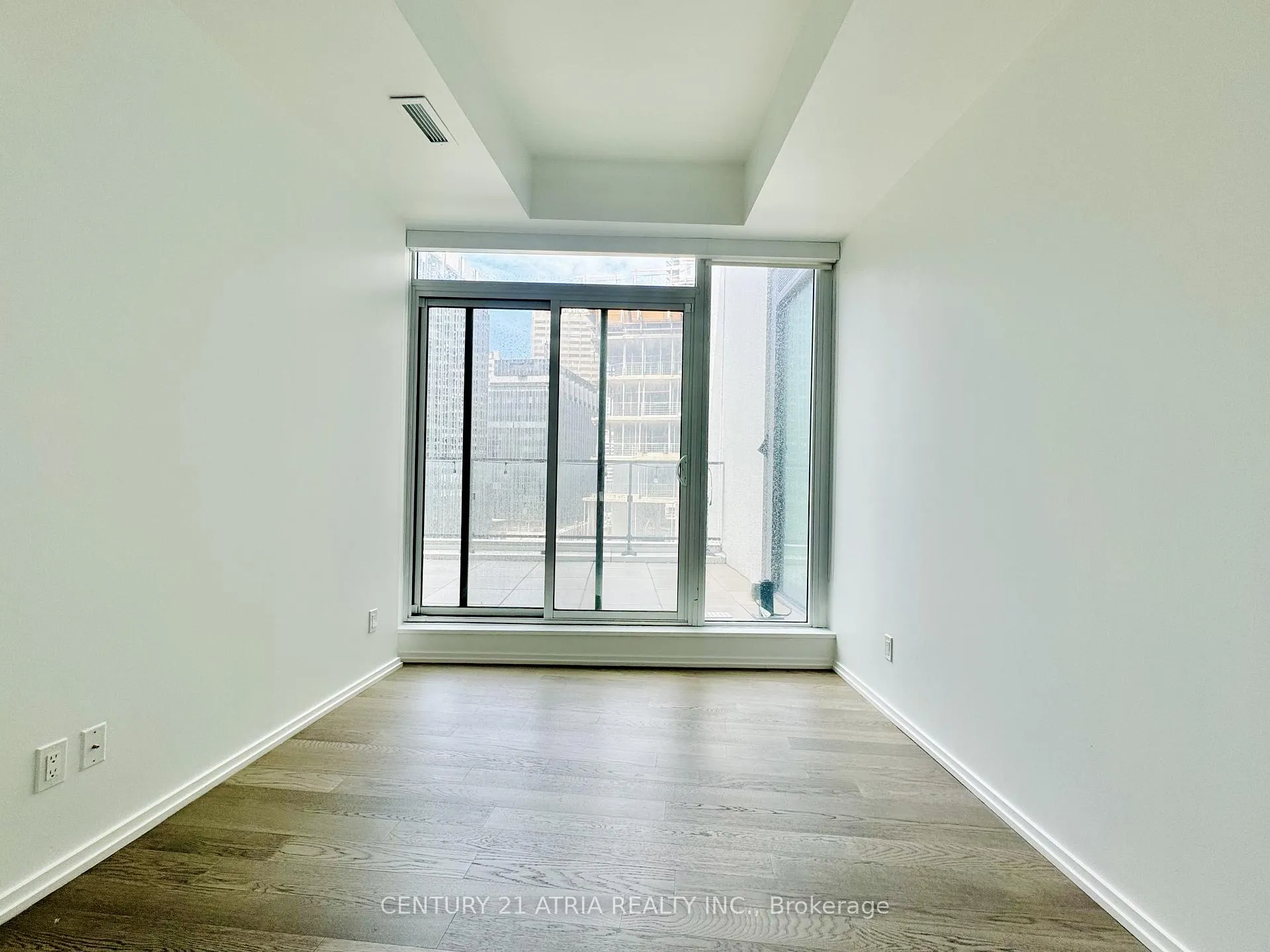 Photo 6 of Unit 1213, 5 Soudan Avenue, Toronto, Mount Pleasant West — HOMEH
