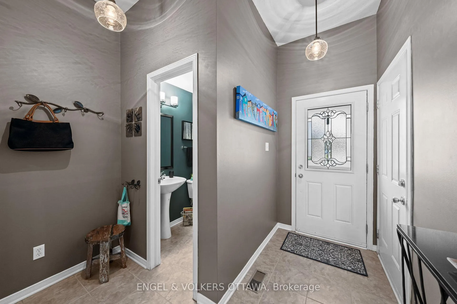 Photo 2 of 162 Sorento Street, Ottawa, Barrhaven - Strandherd — HOMEH