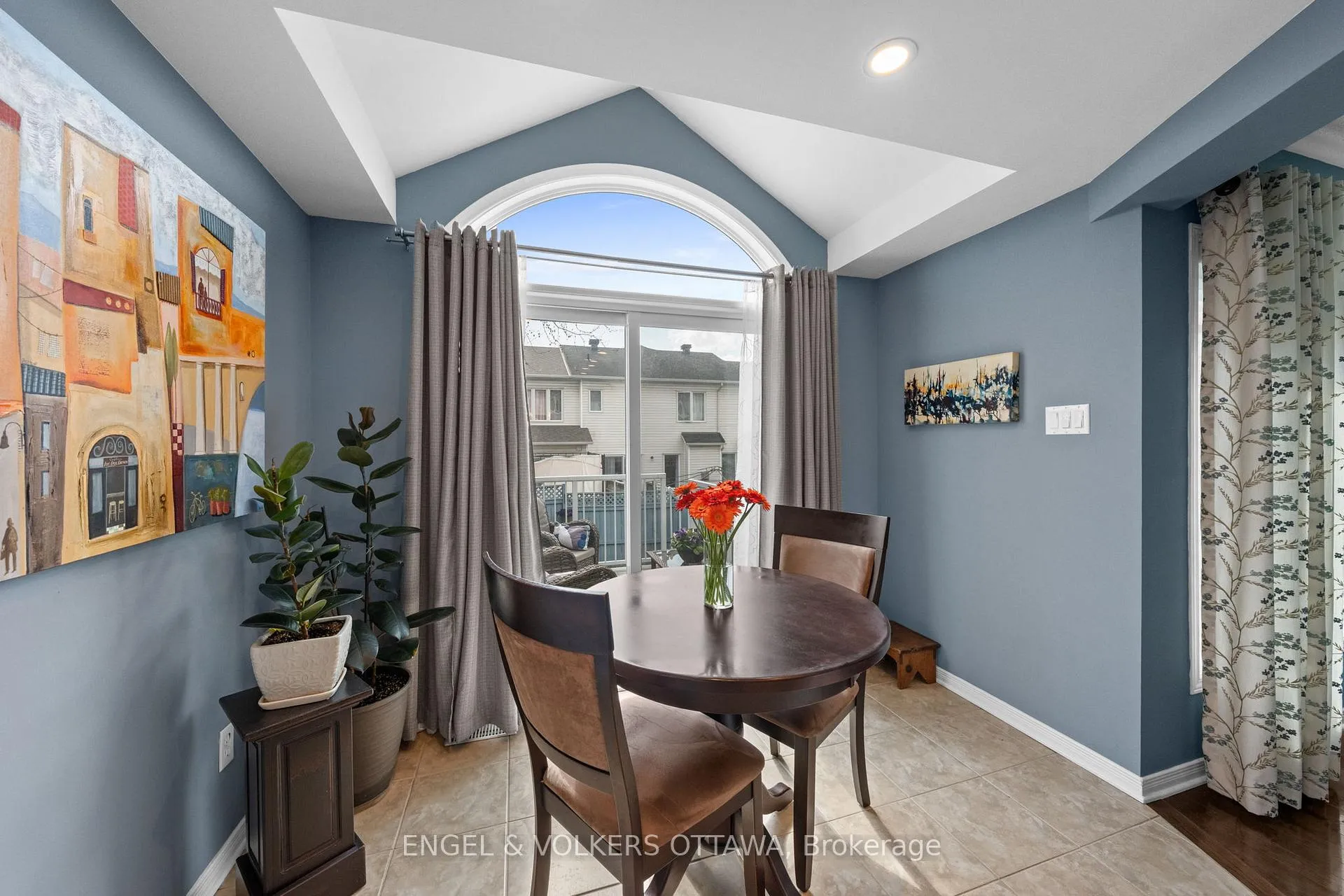 Photo 9 of 162 Sorento Street, Ottawa, Barrhaven - Strandherd — HOMEH