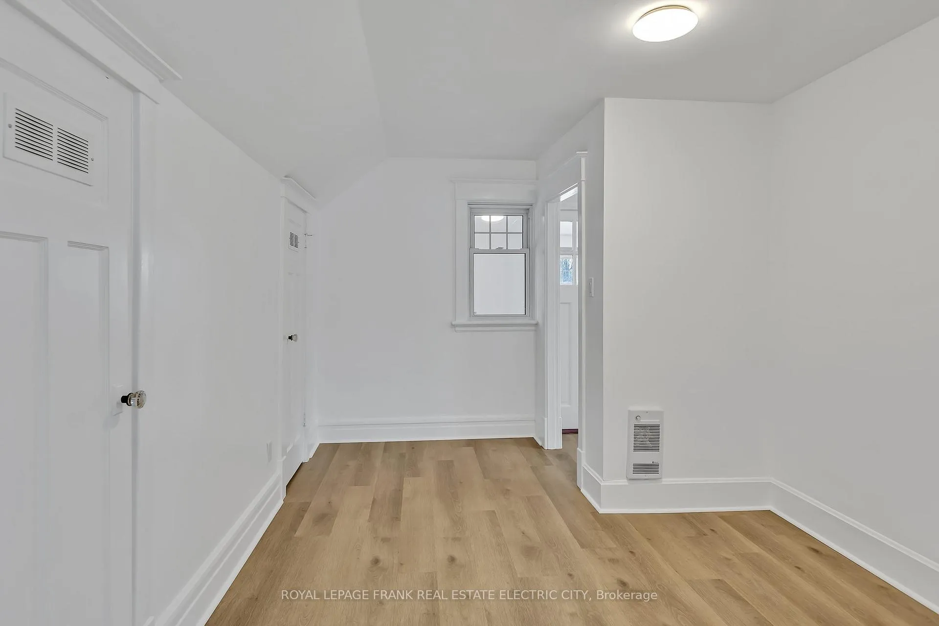 Photo 18 of 1353 Monaghan Road, Peterborough, Town Ward 3 — HOMEH